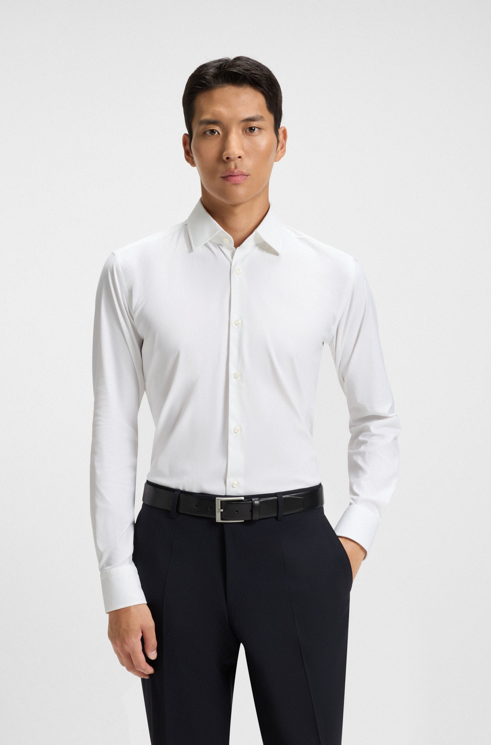 BOSS Chemise d'affaires »HANK« Slim-Fit, aus funktionalem Stretch-Twill, Kentkragen