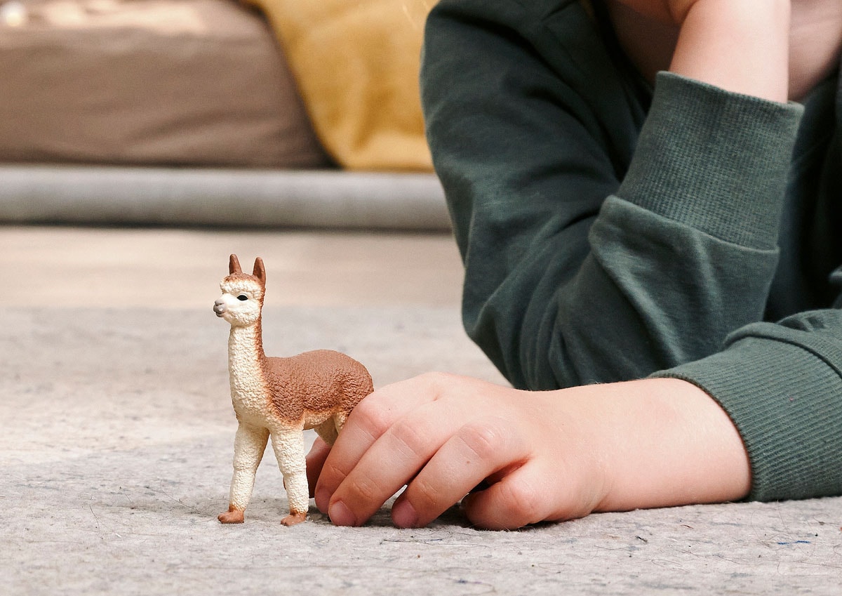 Schleich® Personnage de jeu »FARM WORLD, Alpaka (14928)«