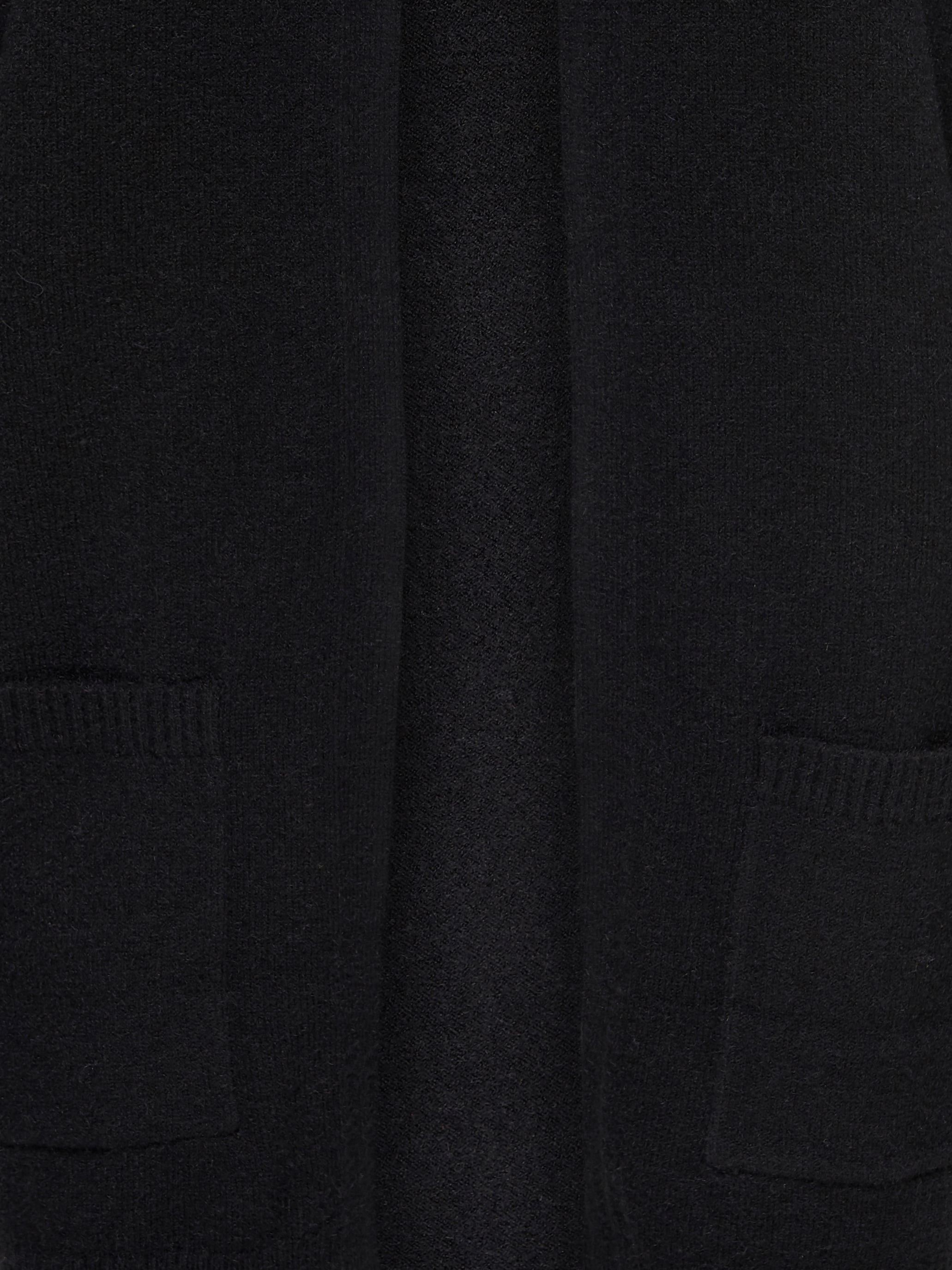 ONLY Strickjacke »ONLLESLY – Cardigan mit Taschen und figurumspielender Form«, figurumspielend, casual, Feinstrick, Viskosemischung, V-Ausschnitt
