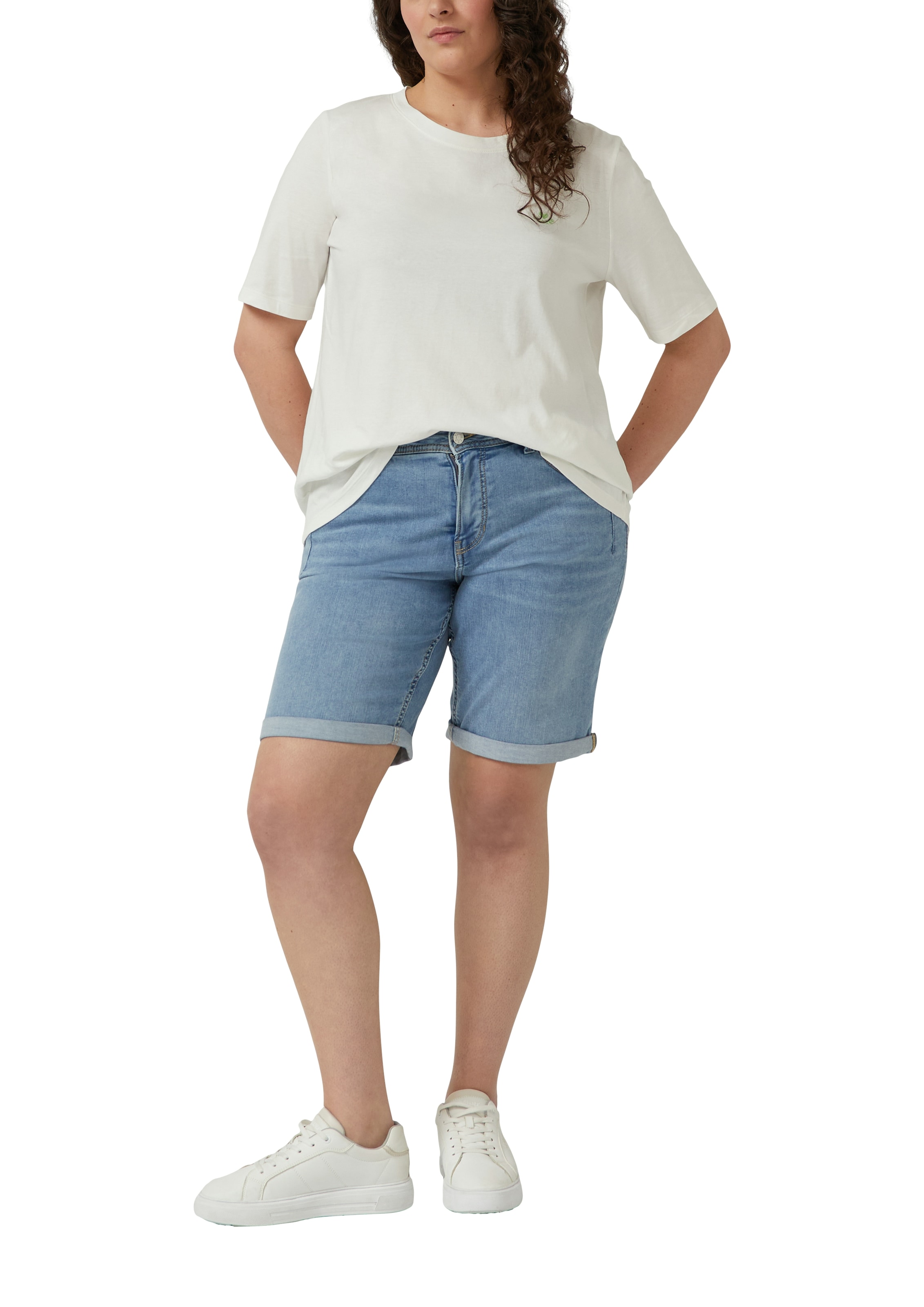 s.Oliver CURVE Pantalon en jean Short en jean stretch/grandes tailles