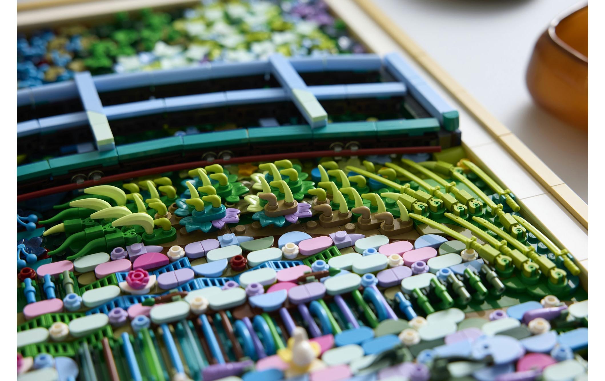 LEGO® Konstruktionsspielsteine »Claude Monet – Brücke über einen Seerosenteich (31220), LEGO ART«