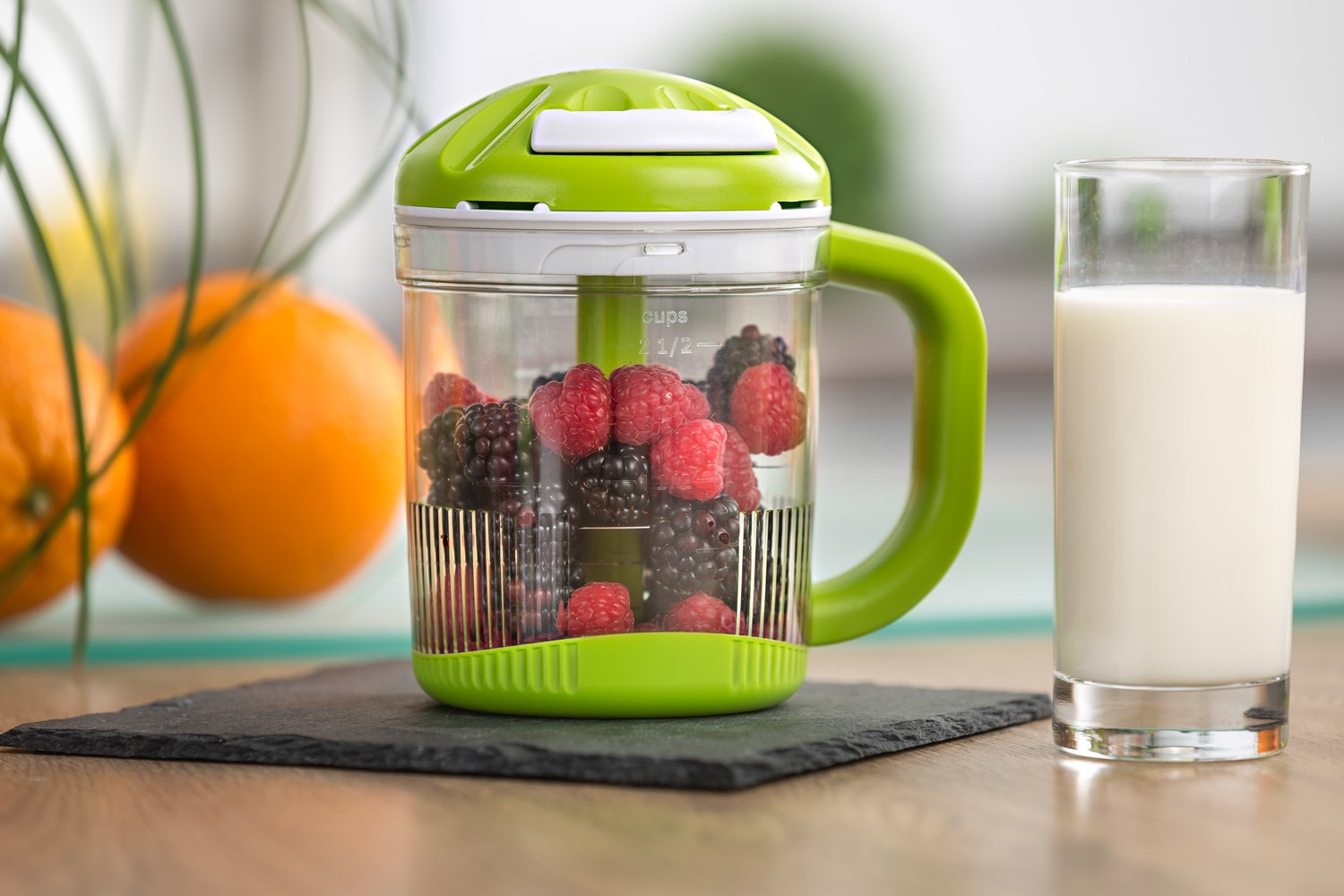 Genius Gemüse-Scheibenschneider »Nicer Dicer mit 14 Klingen inkl. Twist N Joy, Set 6tlg« Super handlich und immer im Einsatz, inkl. 625 ml Behälter