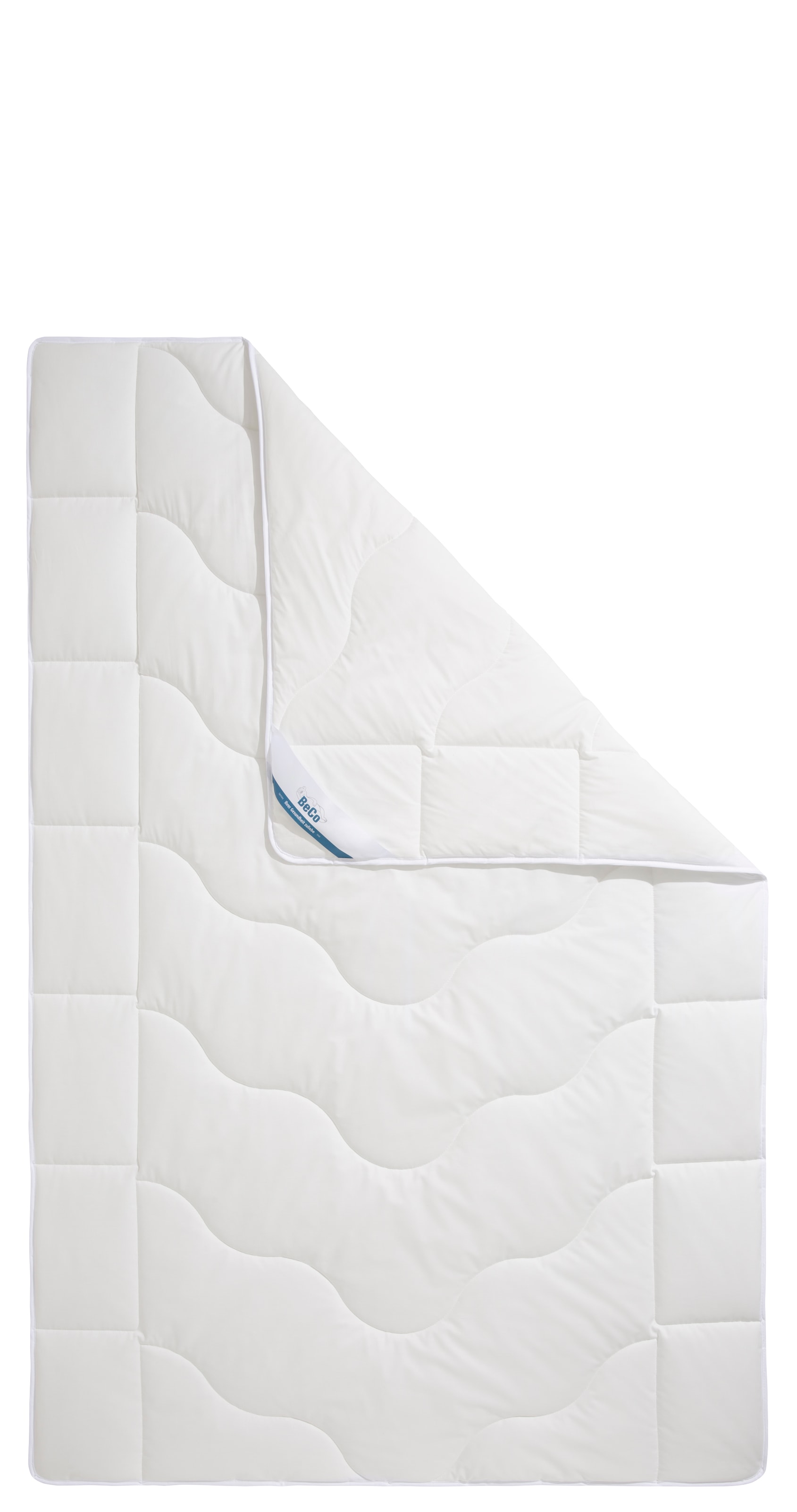 Beco Couette microfibre »BeCo Greenfirst, Bettdecke 135x200 und weitere Grössen!« leicht Füllung Klimafaser 1 cuis tlg. Bettdecke "normal" getestet von Trusted Heroes mit einer Note von 1,0!
