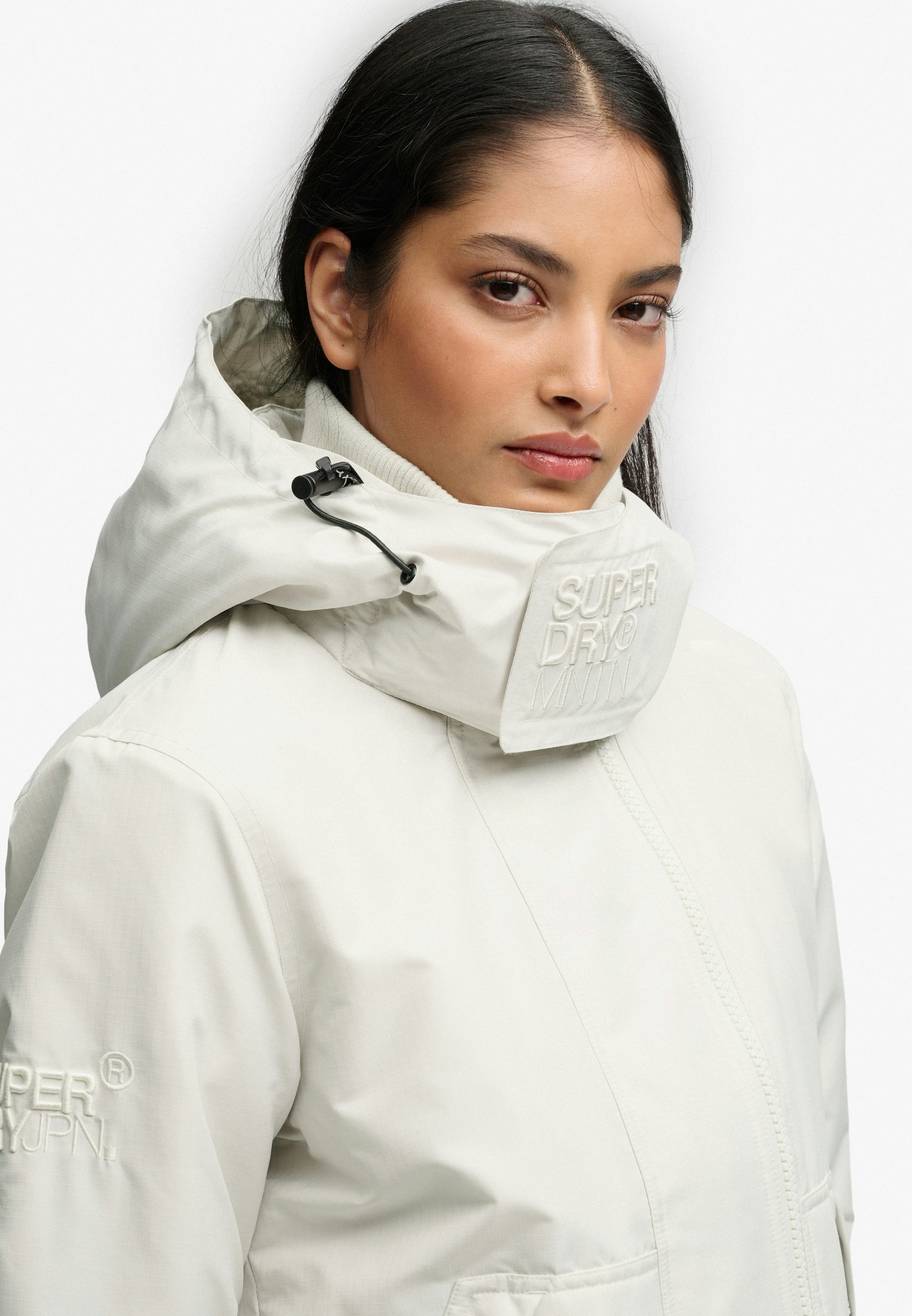 Superdry Veste d'extérieur »HOODED ARCTIC WINDCHEATER« fibre synthétique, coupe régulière
