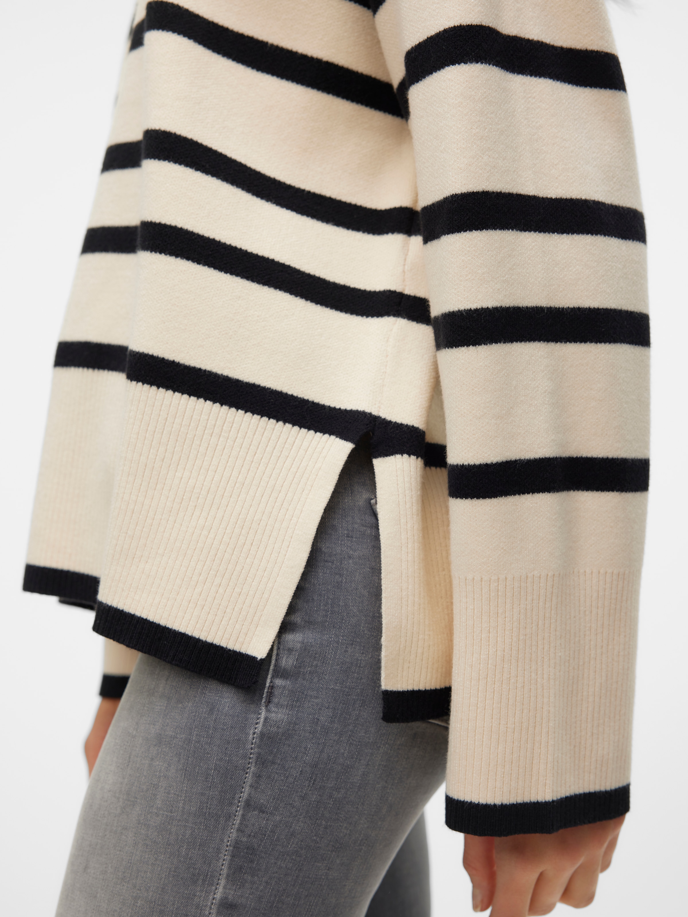 Vero Moda Pull à col rond »VMSABA LS O-NECK STRIPE PULLOVER GA NOOS« mit Streifenmuster
