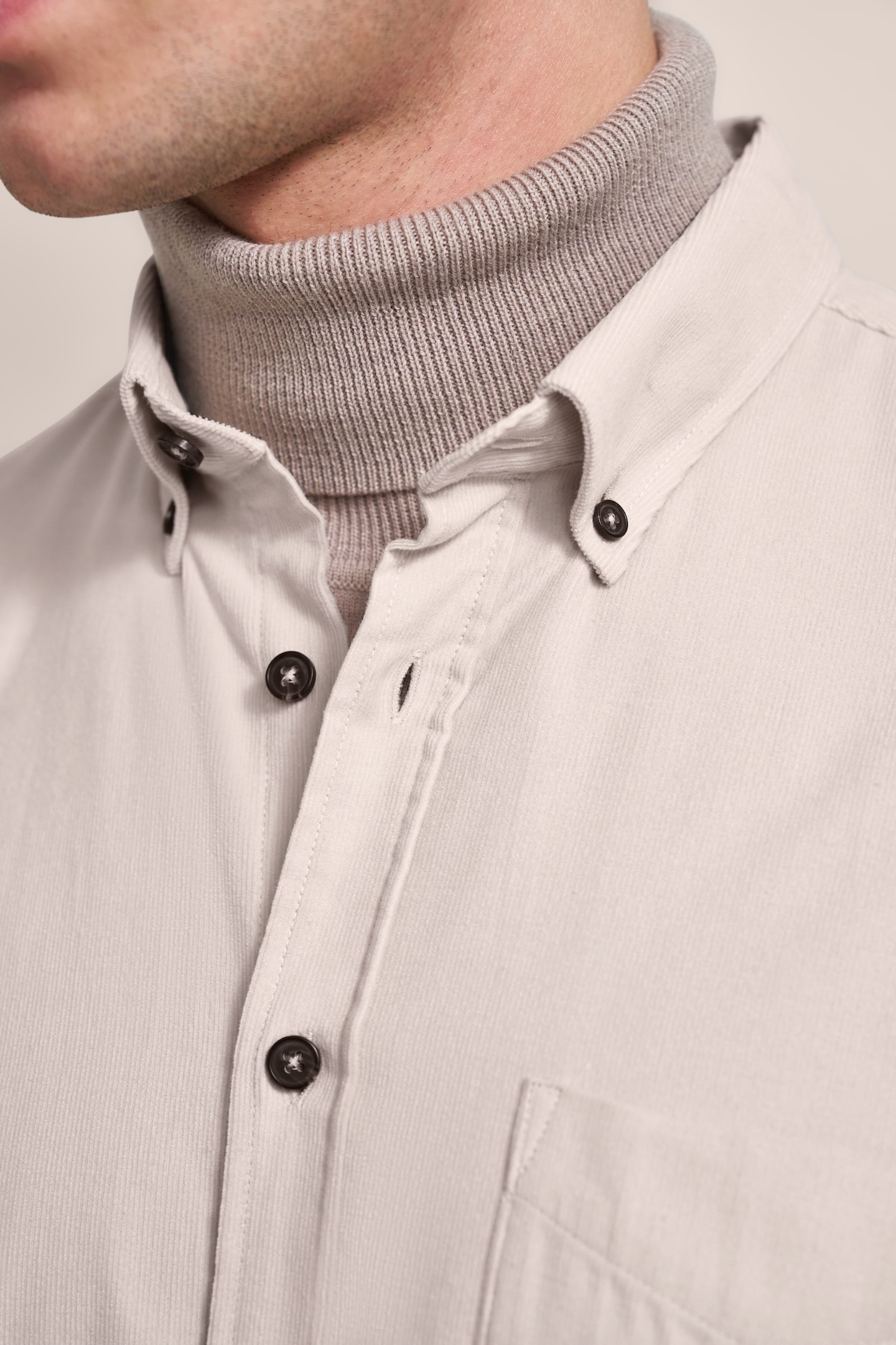 bugatti Chemise à manches longues aus modernem Feincord