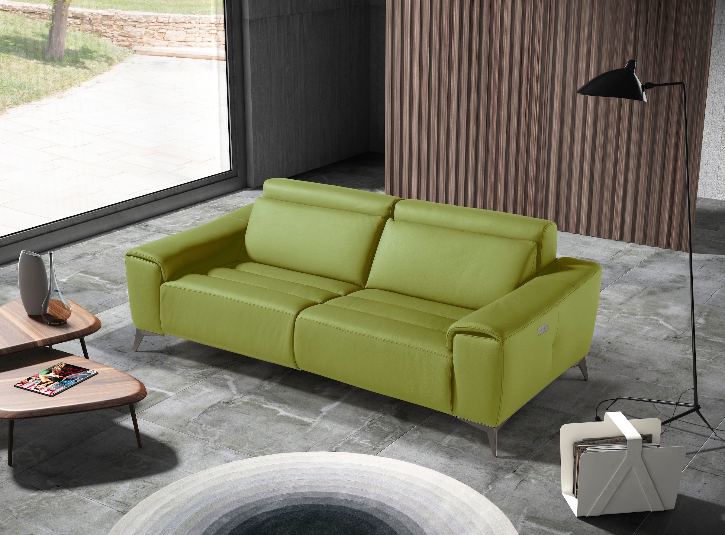 Egoitaliano 2,5-Sitzer »Suzette, Designsofa mit elektrischen Komfortfunktionen, edel & bequem« inkl. 2 elektronischer Relaxfunktionen, Rücken- und Fussteilfunktion