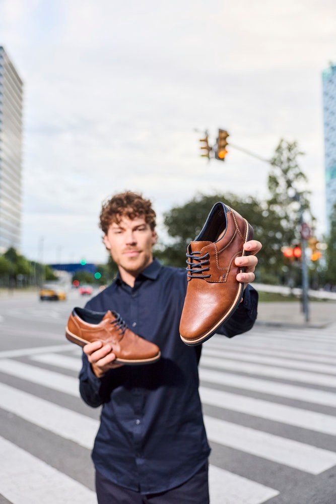 Rieker Schnürschuh  mit modischen Ziernähten, Freizeitschuh, Halbschuh, Schnürschuh