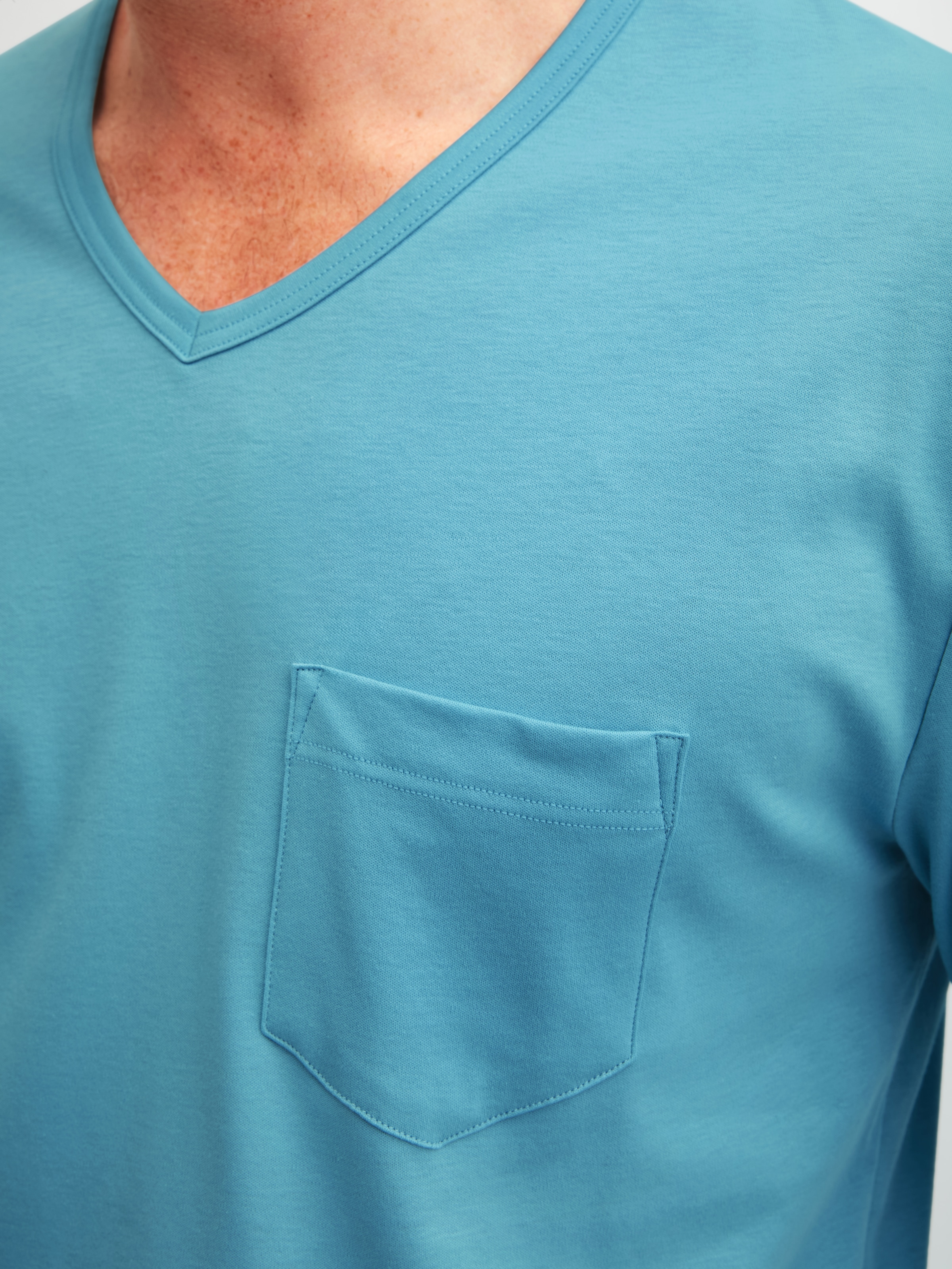 CALIDA Schlafanzug »Relax Streamline 1« 2 tlg. mit praktischem V-Ausschnitt