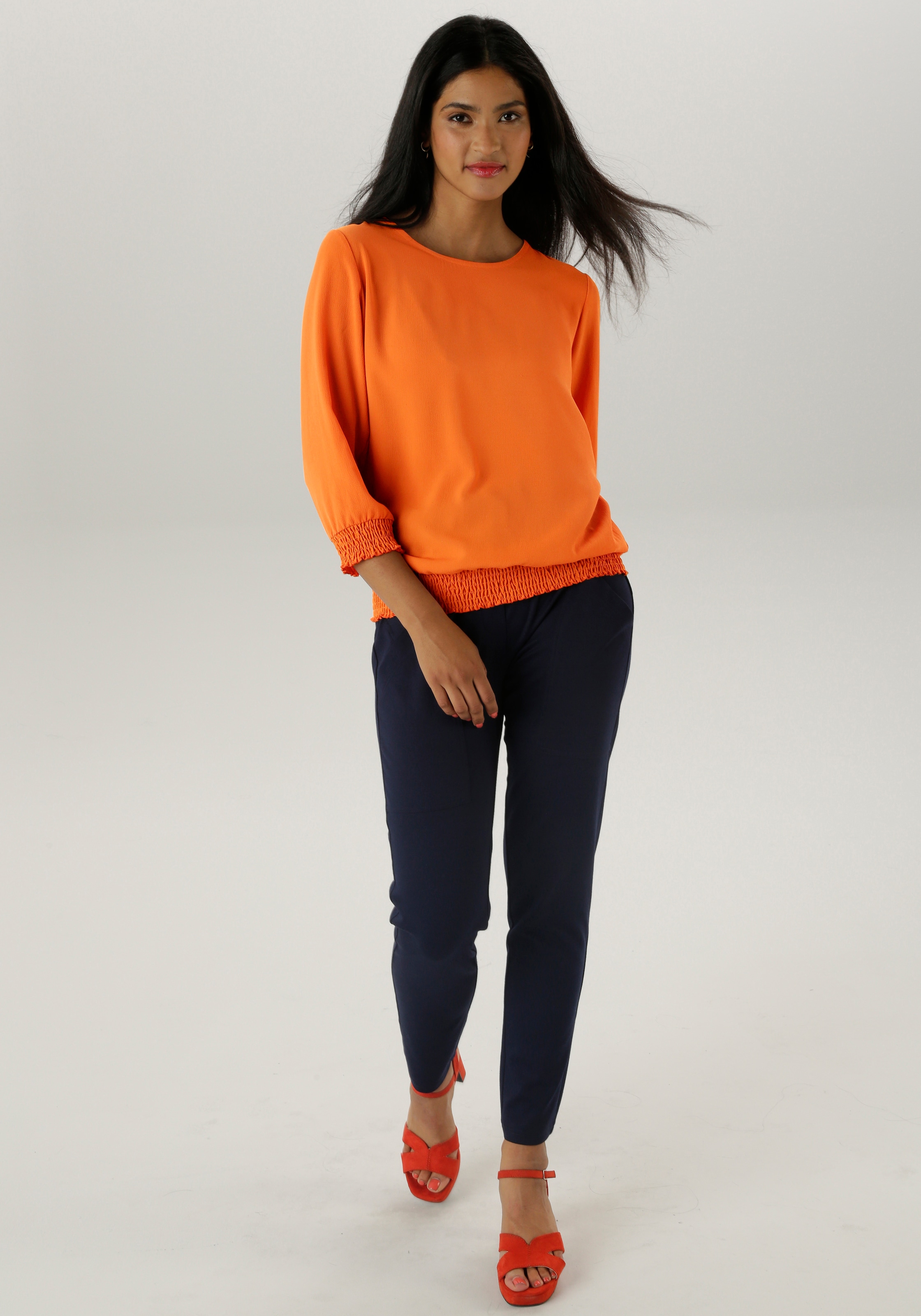 Aniston SELECTED Schlupfbluse mit Smokbündchen und allover Blumenmuster