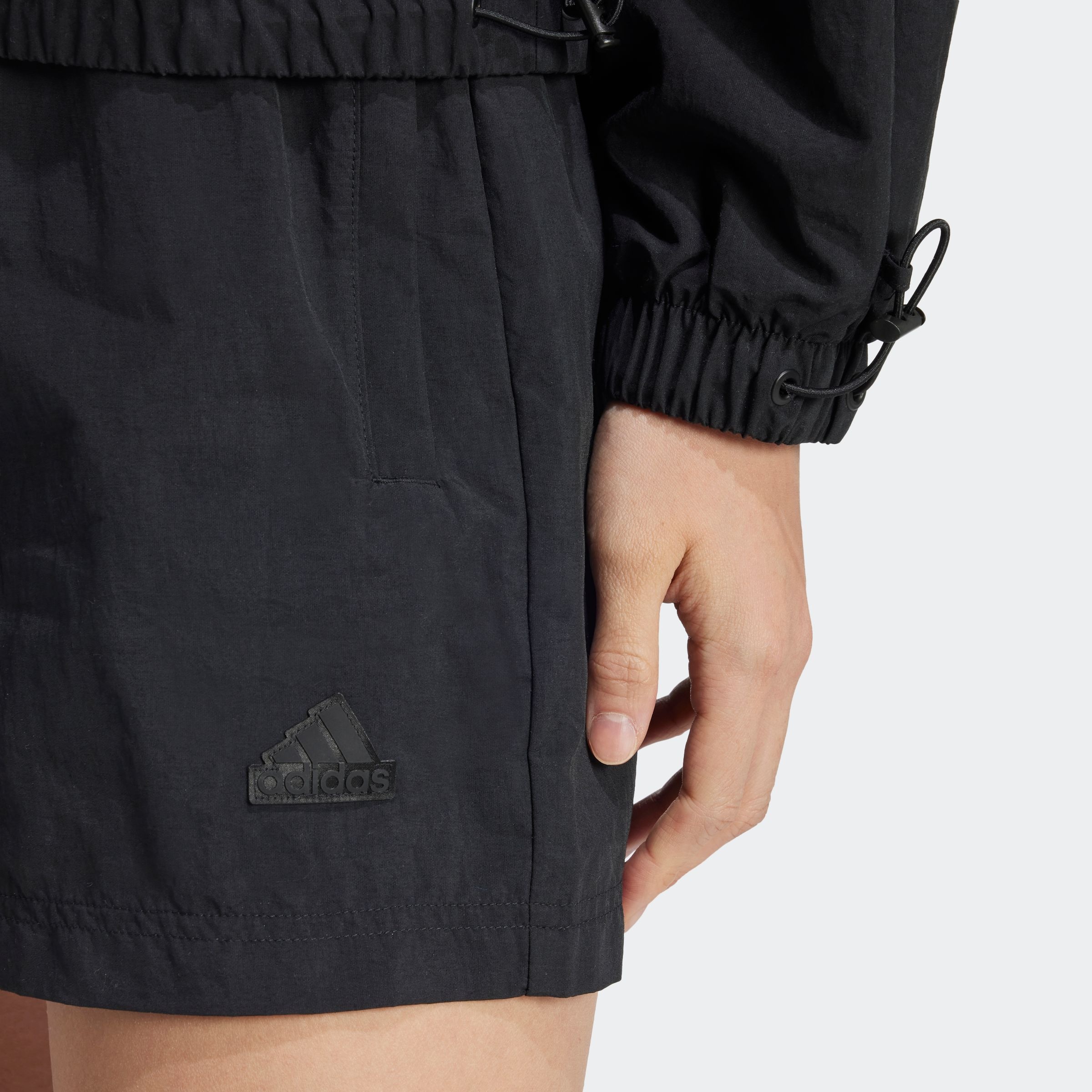 adidas Sportswear Shorts »CITY ESCAPE WOVEN«