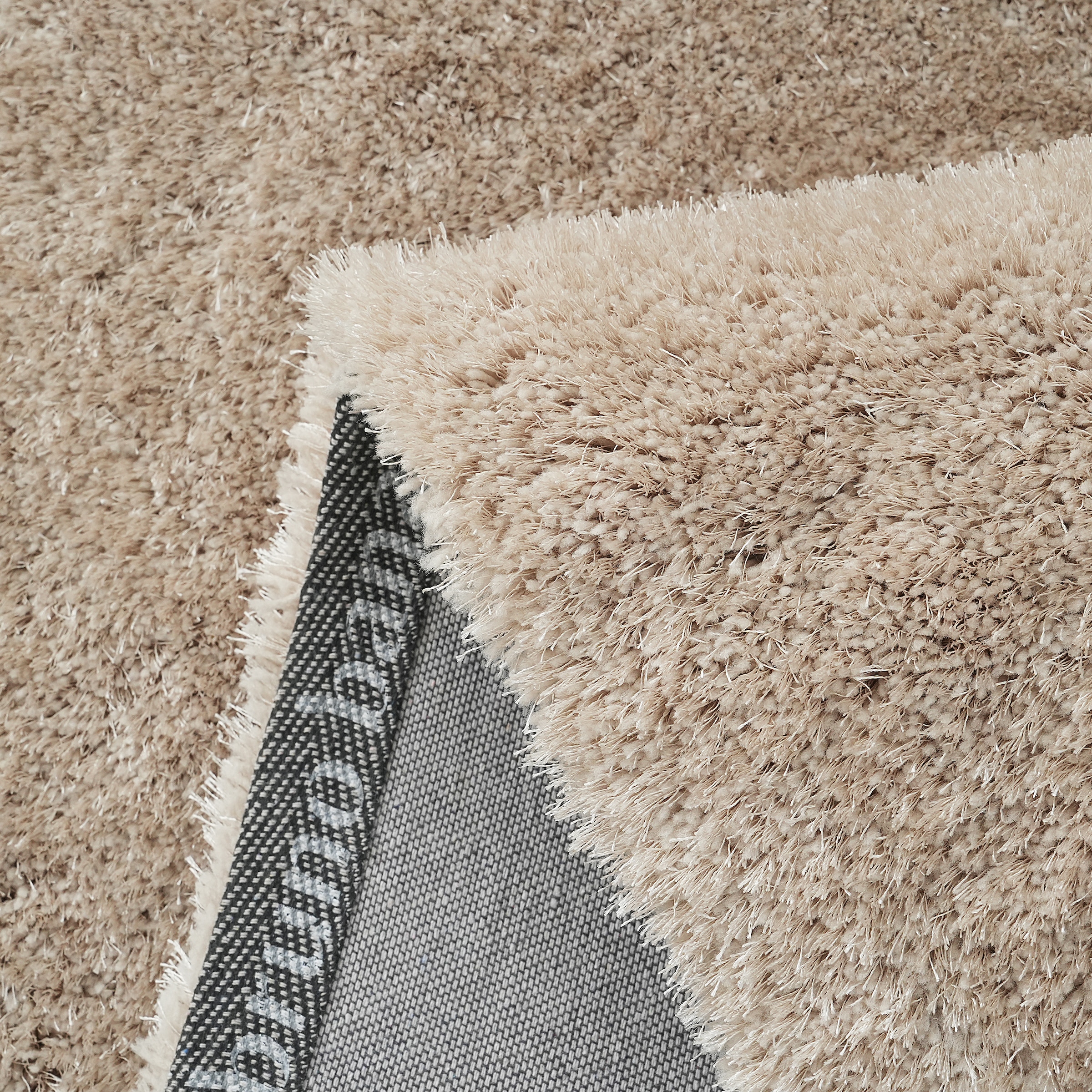 Bruno Banani Tapis »Dana Teppich, besonders weich und kuschelig, Kundenliebling« Rectangulaire 30 mm Höhe uni, Mikrofaser Teppiche, Wohnzimmer, Schlafzimmer, Esszimmer