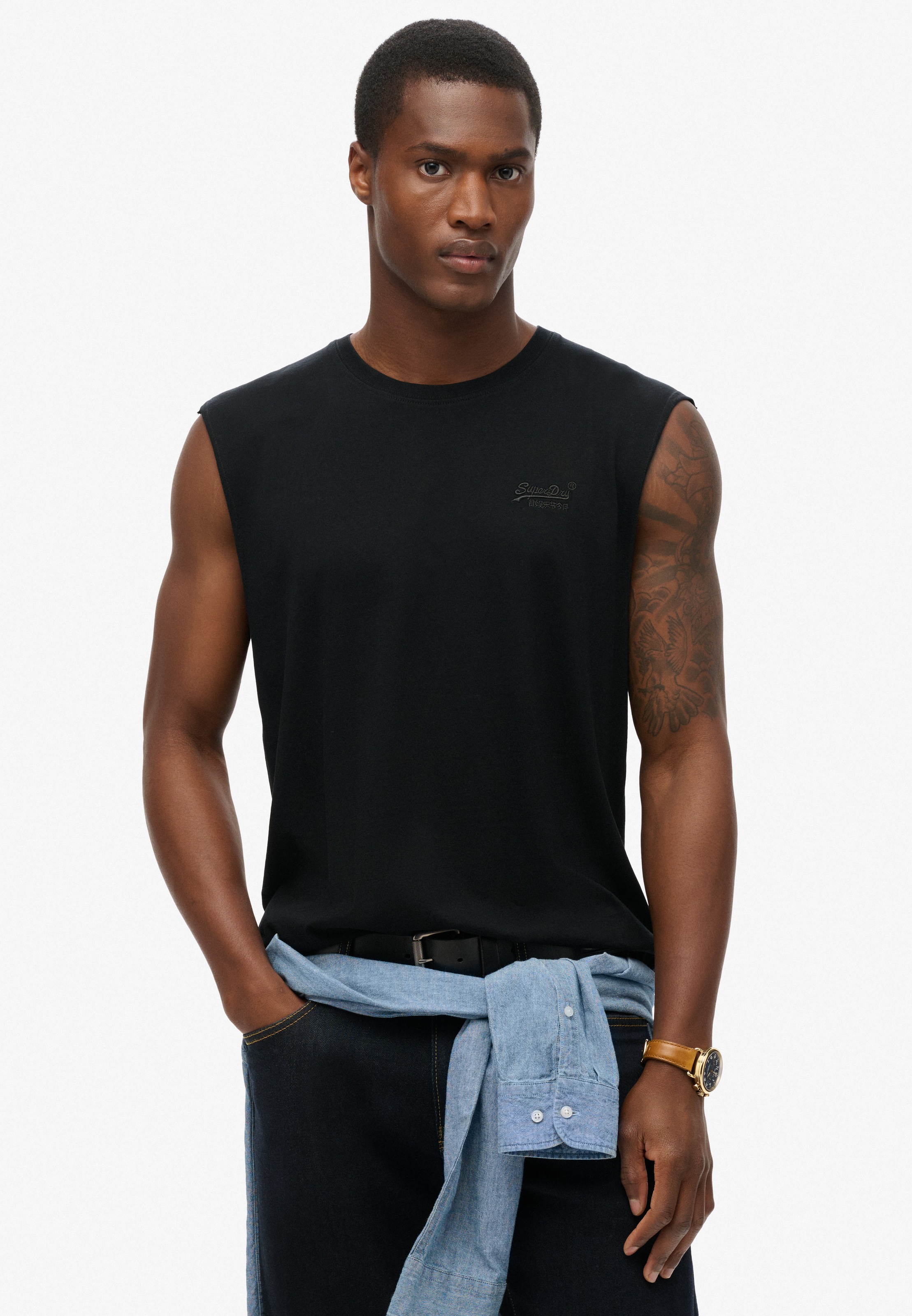 Superdry Tanktop »ESSENTIAL LOGO TANK UB« mit lockerer Passform, aus Baumwolle und Single Jersey