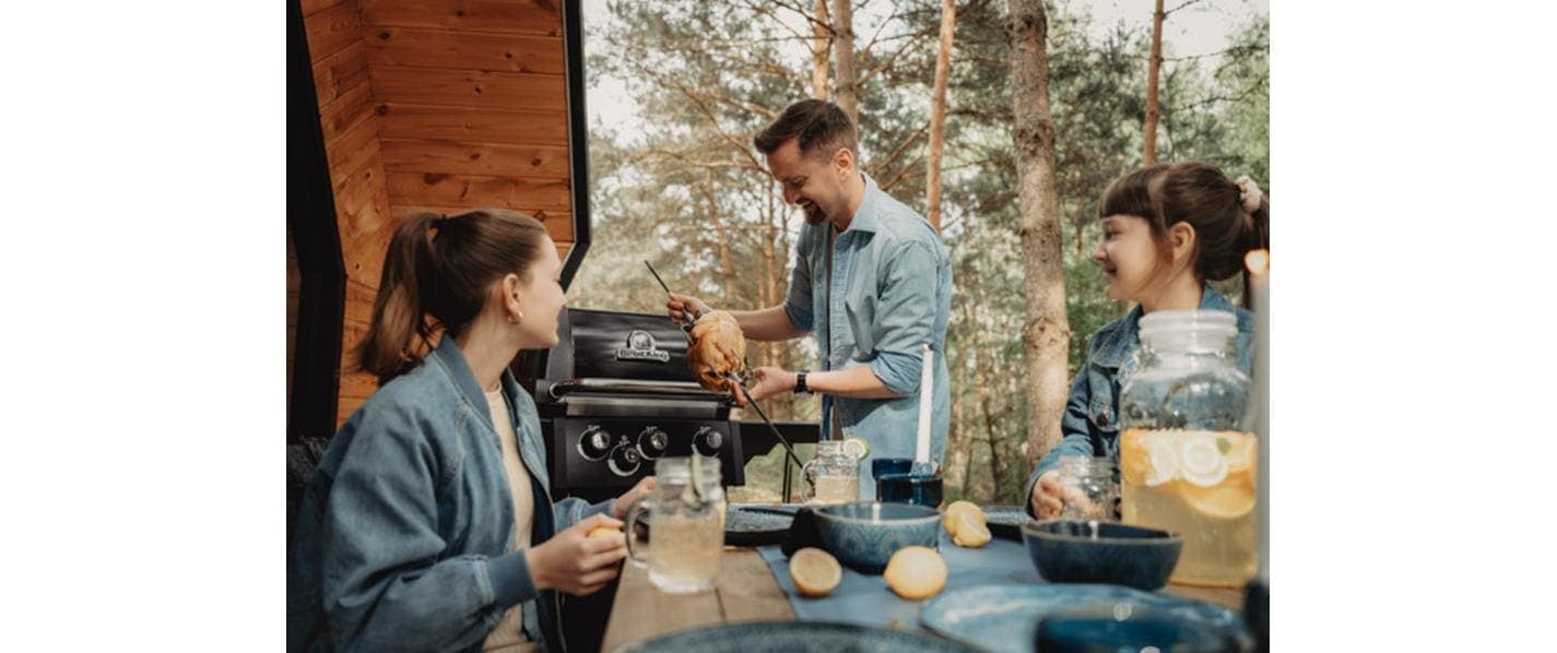 Broil King Gasgrill »Royal 340 Shadow« Kompakter Gasgrill mit 3 Brenner