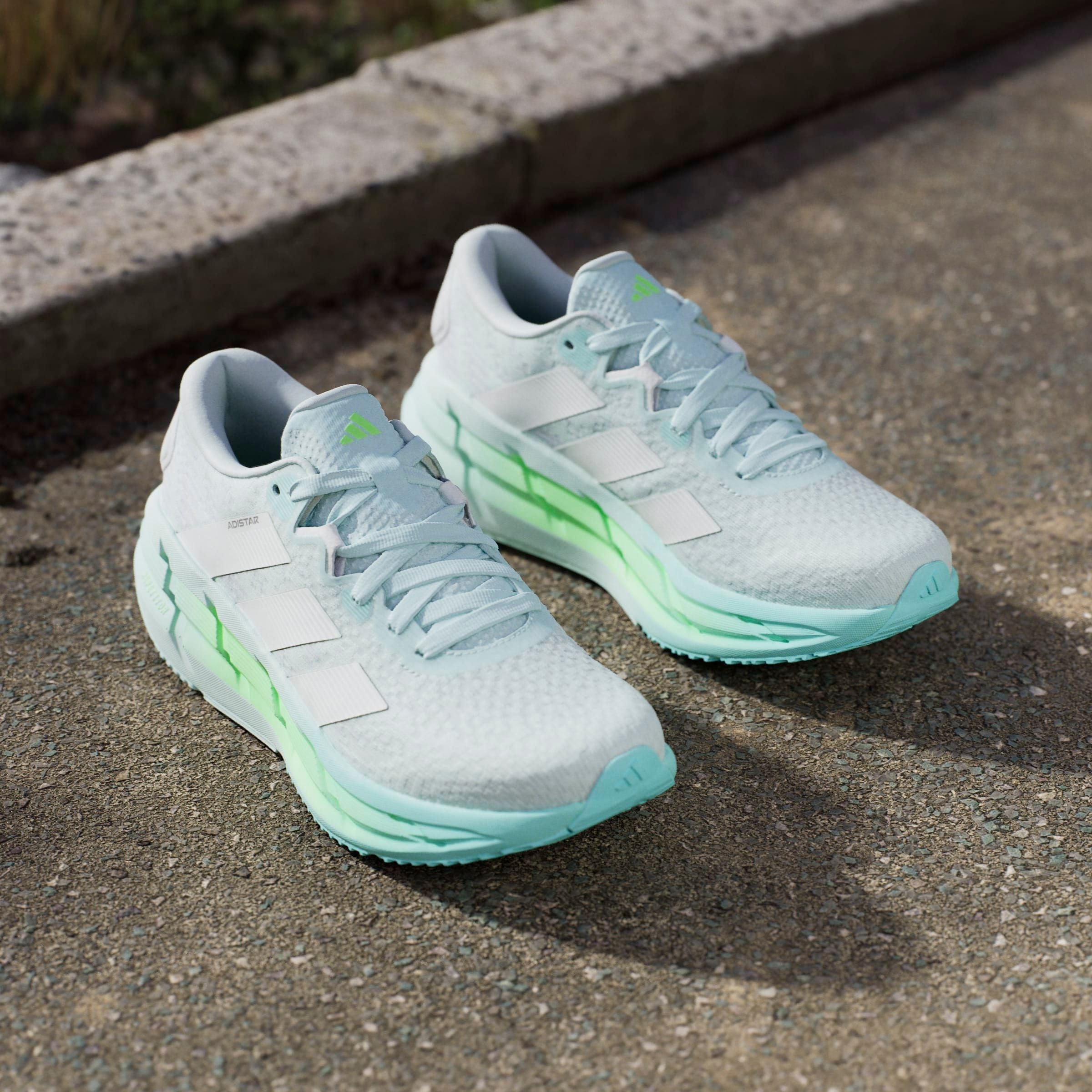 adidas Performance Chaussure de course »ADISTAR 4 RUNNING«