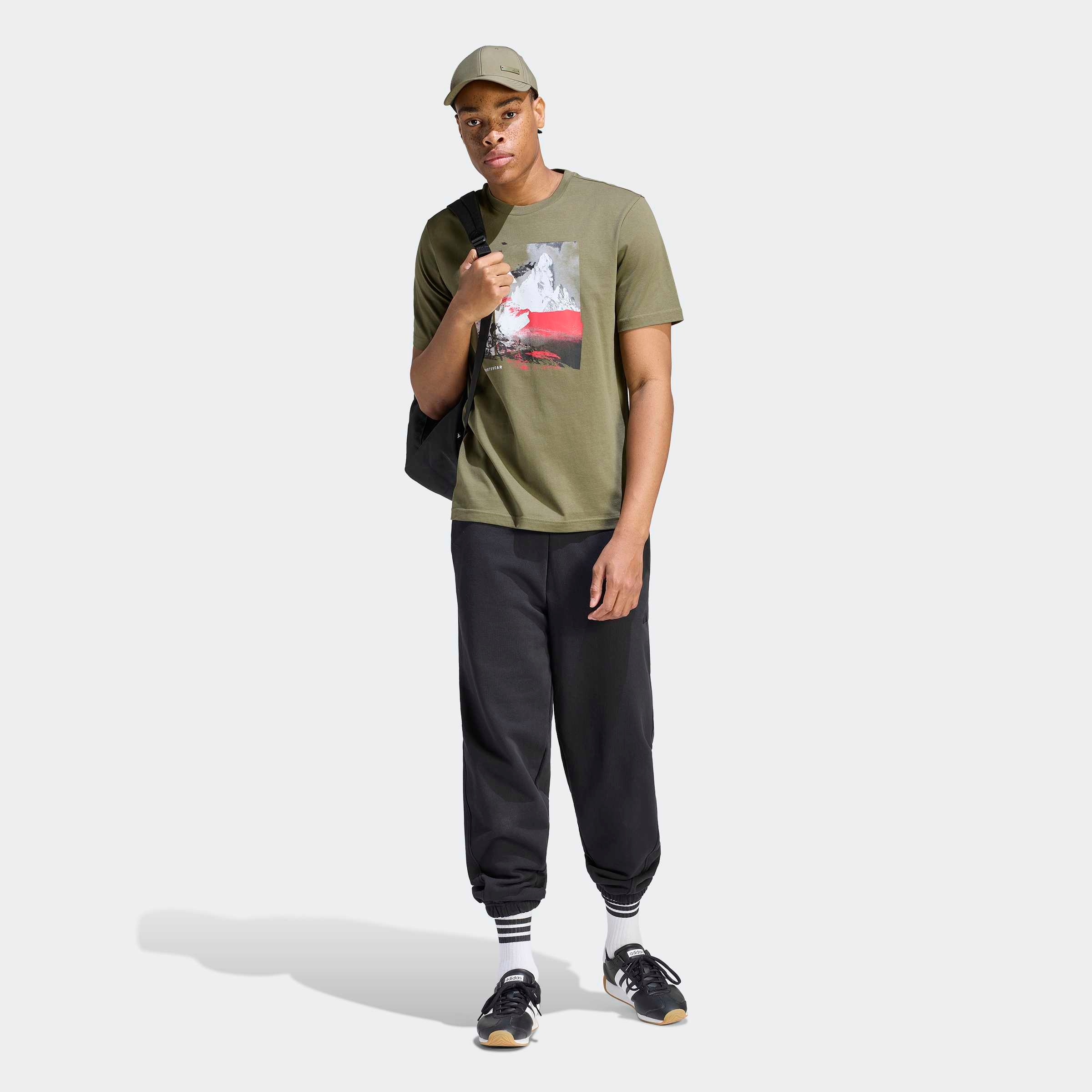 adidas Sportswear T-shirt »MEMORIES OF SPORT OUTDOOR GRAFIK« style sportif, col rond, en coton