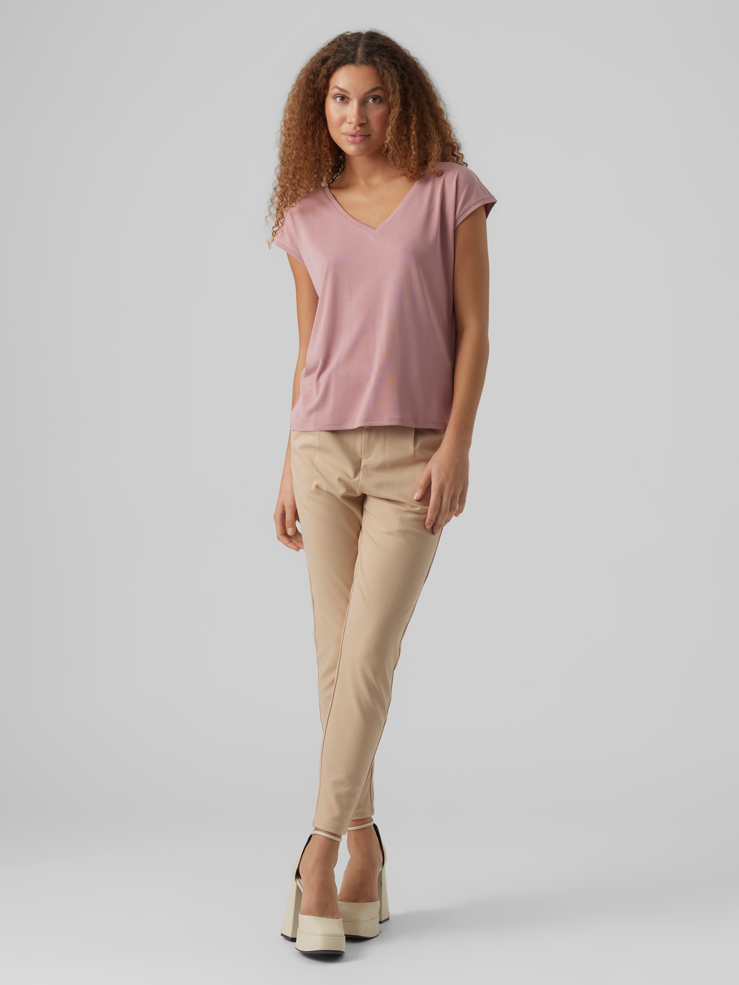 Vero Moda V-Shirt »VMFILLI SS V-NECK TEE GA NOOS« Materialmix, relaxed fit