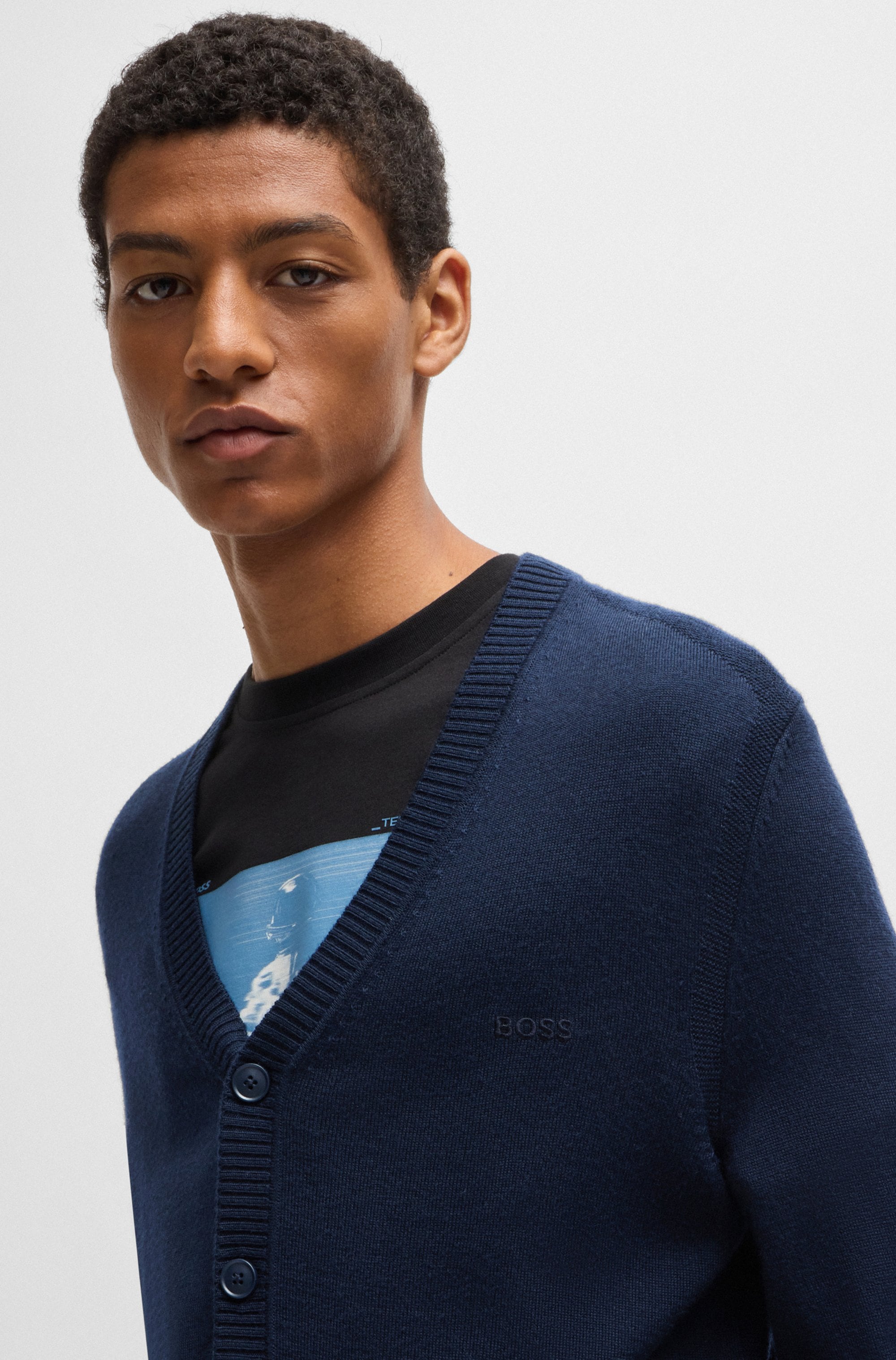 BOSS ORANGE Veste en tricot »Avac_CD« mit tiefem V-Ausschnitt