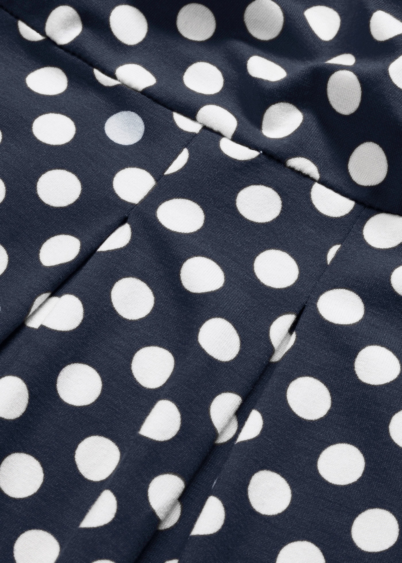 bonprix Robe en jersey »Jerseykleid aus Viskose-Mix« 1 tlg. für sommerliche Tage, aus Viskose-Mix, ausgestellte Passform