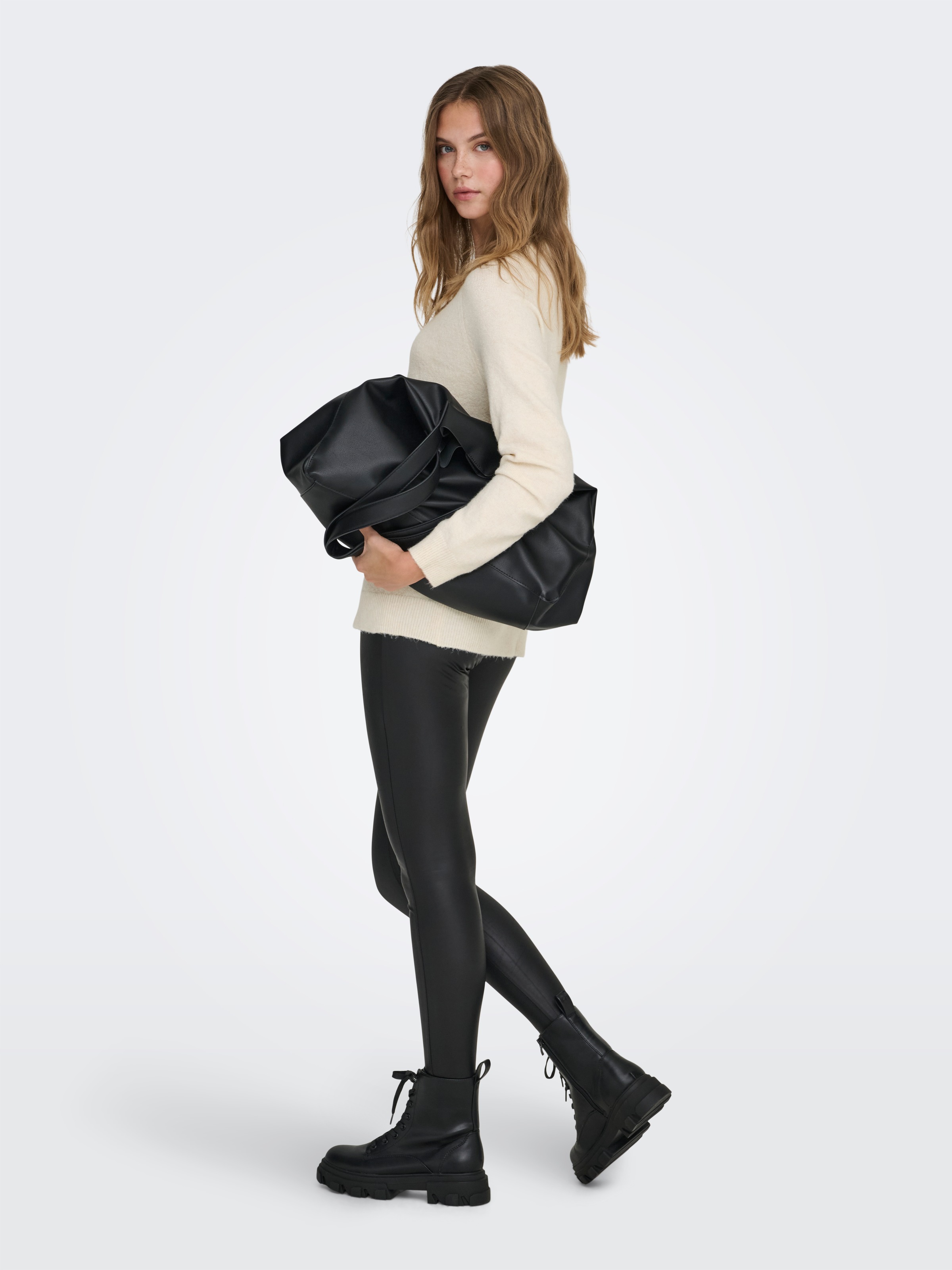 ONLY Pull à col rond »ONLRICA LIFE L/S PULLOVER  KNT NOOS« Materialmix, regular fit