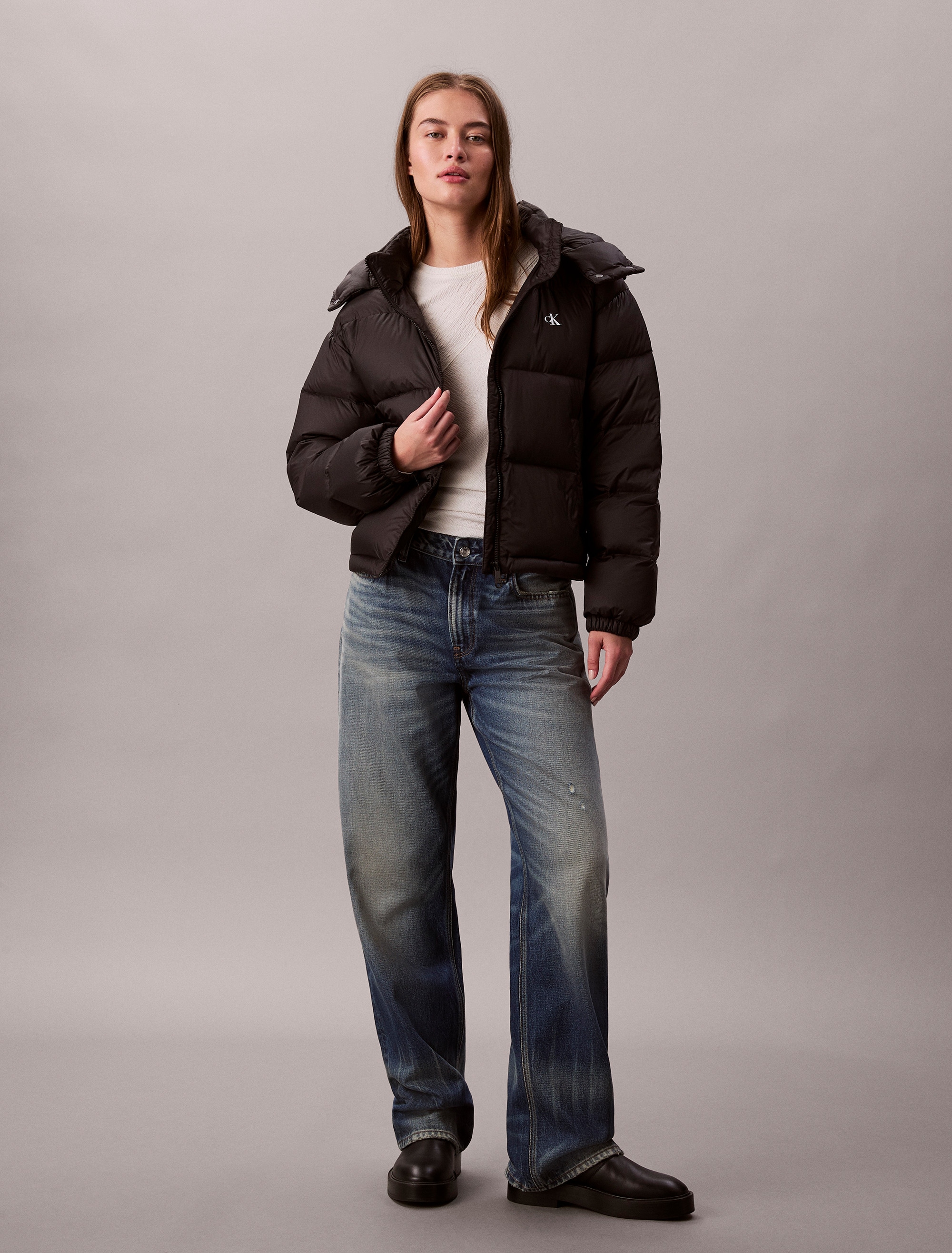 Calvin Klein Jeans Veste matelassée »ESSENTIAL MIDWEIGHT PUFFER JACKE« mit Kapuze Mit Rundhalsausschnitt, regular fit