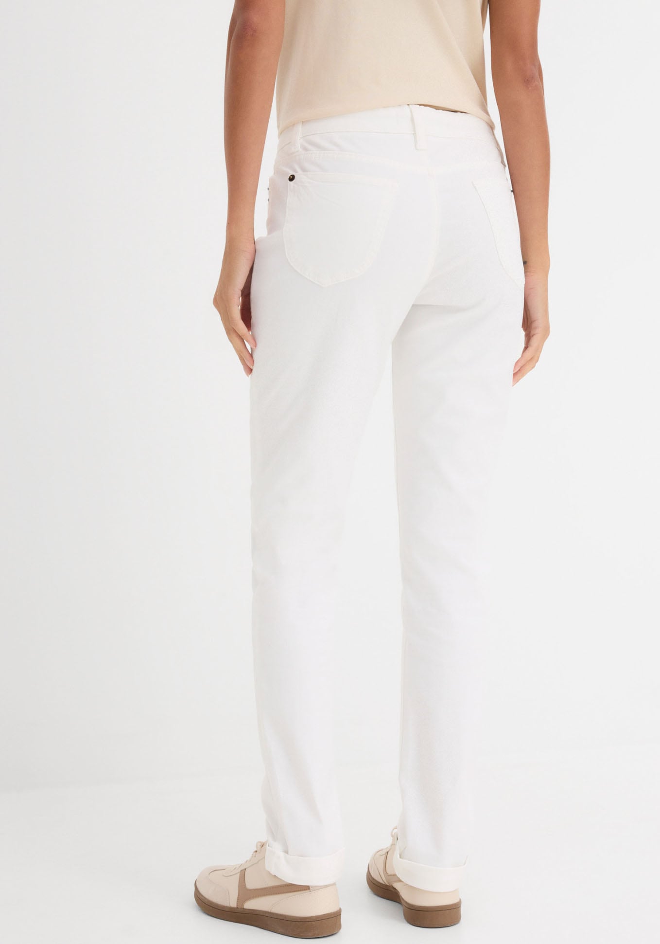 bonprix Jeans droit »Straight Jeans Mid Waist, Stretch« Regular Fit, mit Aufschlag, im Five-Pocket-Style
