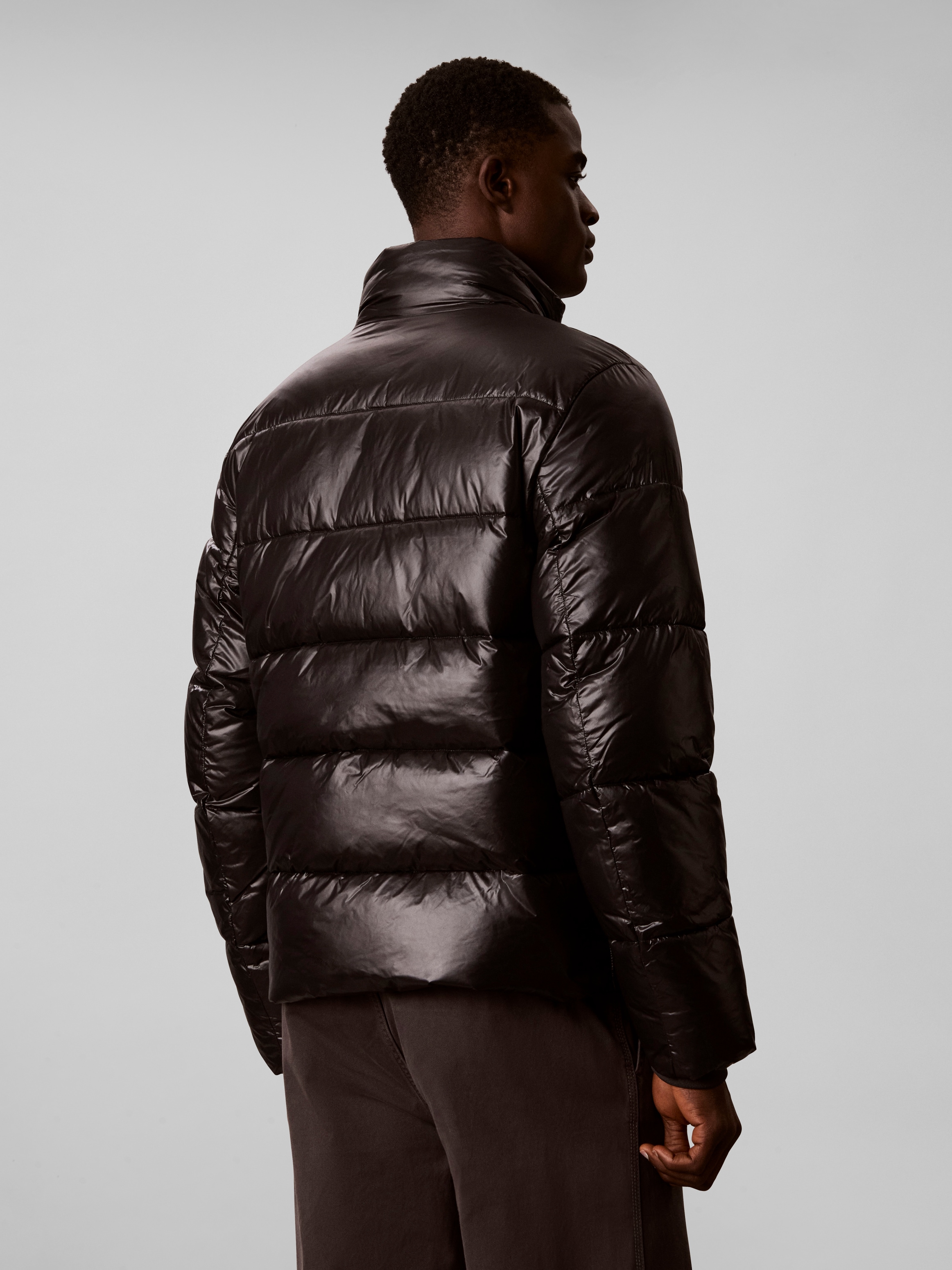 Calvin Klein Steppjacke »HIGH SHINE NYLON PUFFER« ohne Kapuze Regular fit mit Stehkragen
