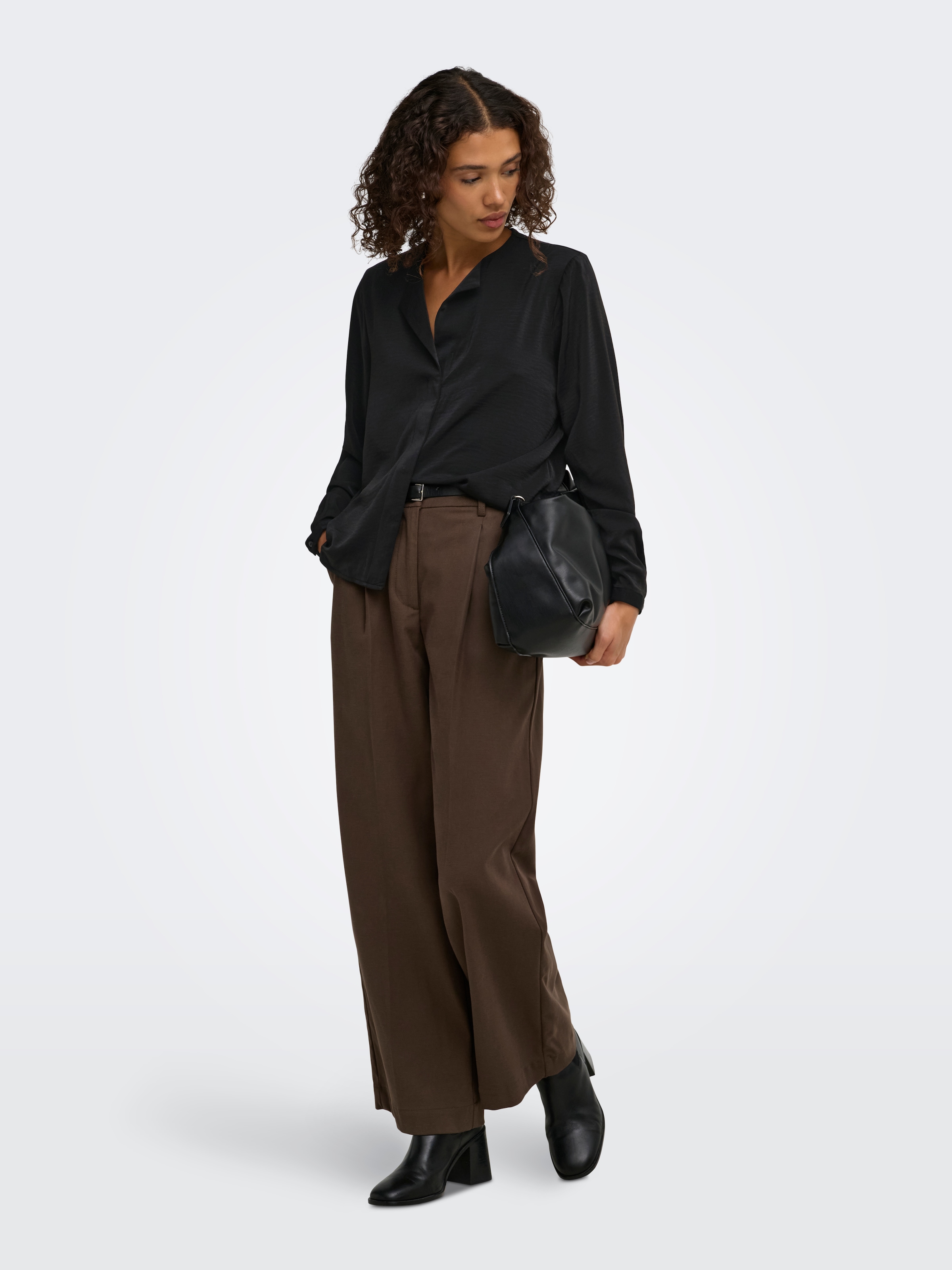 JDY Blouse à enfiler »JDYAYA L/S COLLAR SHIRT WVN NOOS« Polyester