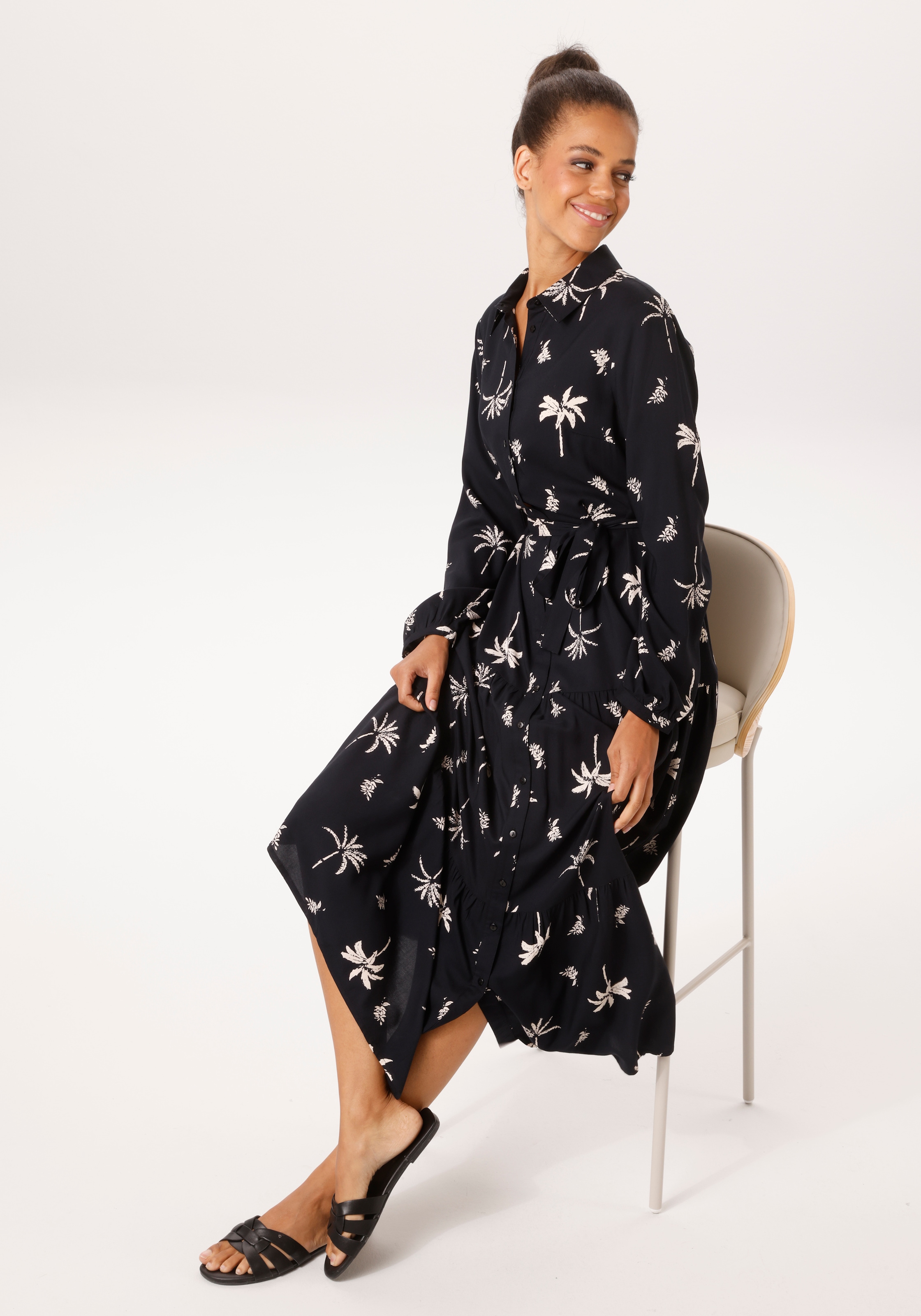 Aniston CASUAL Maxi robe mit abnehmbarem Bindeband,  mit Palmen bedruckt - jedes Teil ein Unikat