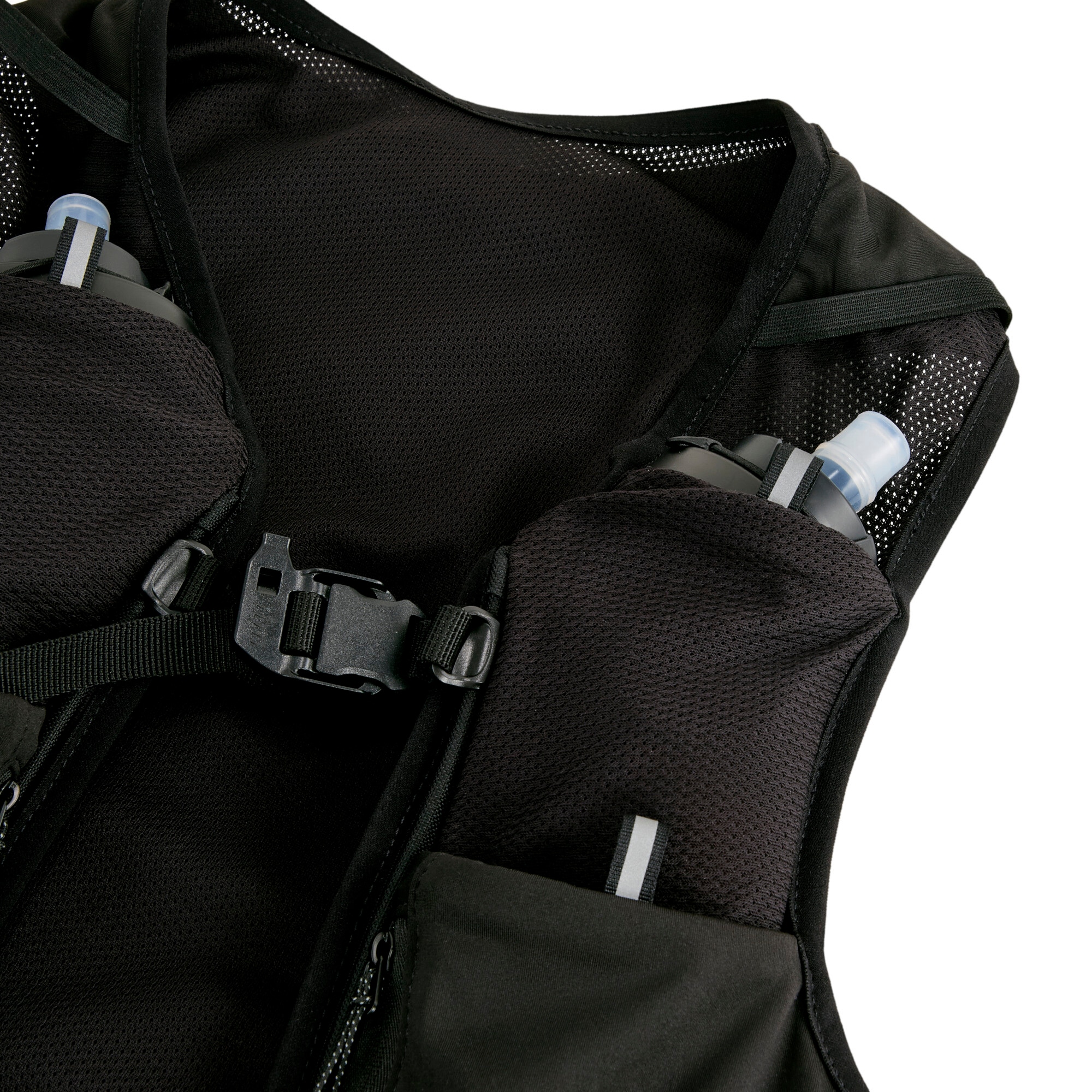 PUMA Gilet fonctionnel »RACE DAY RUNNING VEST« coupe ajustée, avec poche à fermeture éclair, avec sifflet