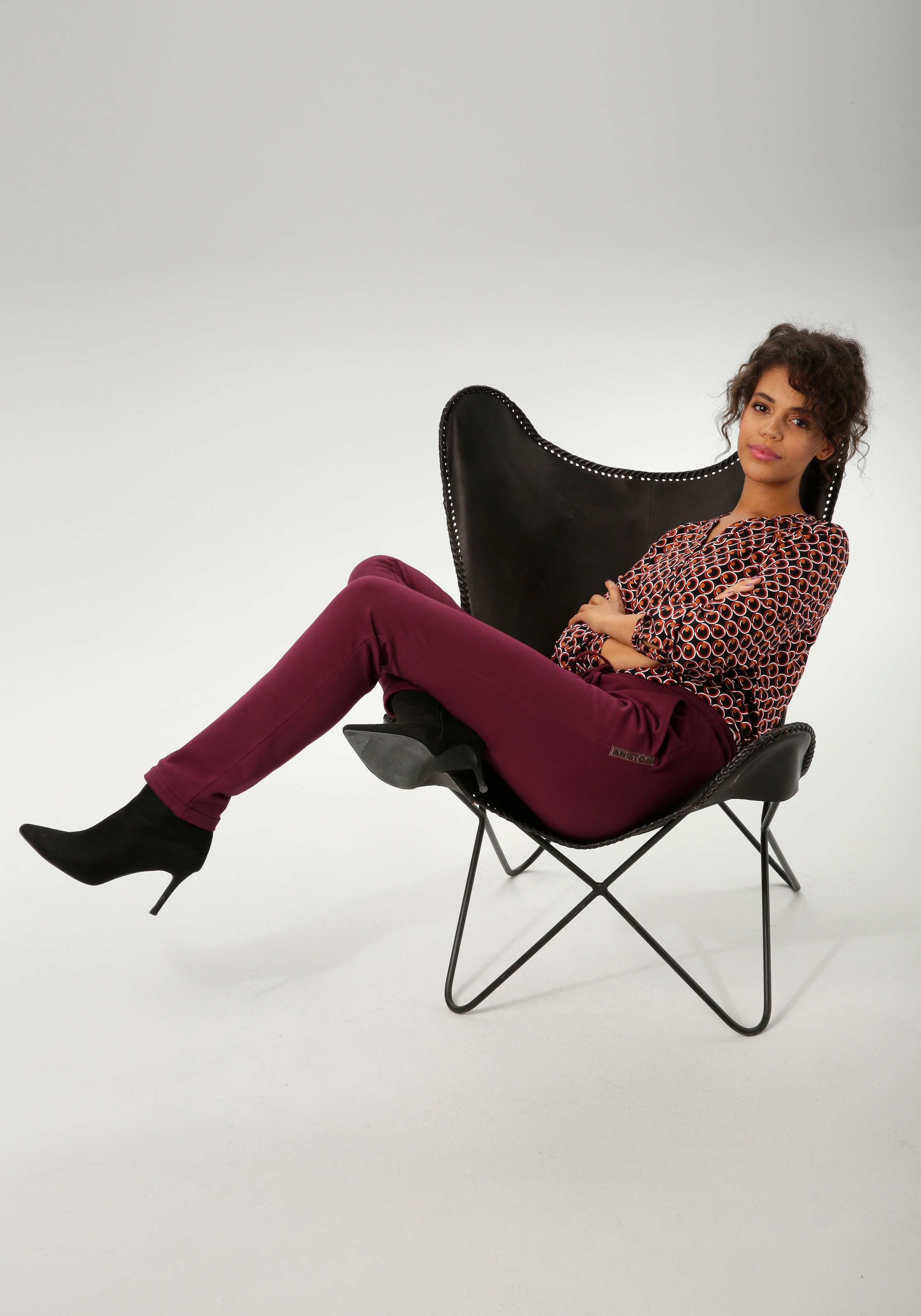 Aniston CASUAL Pantalon à enfiler  mit seitlichem ANISTON-Label