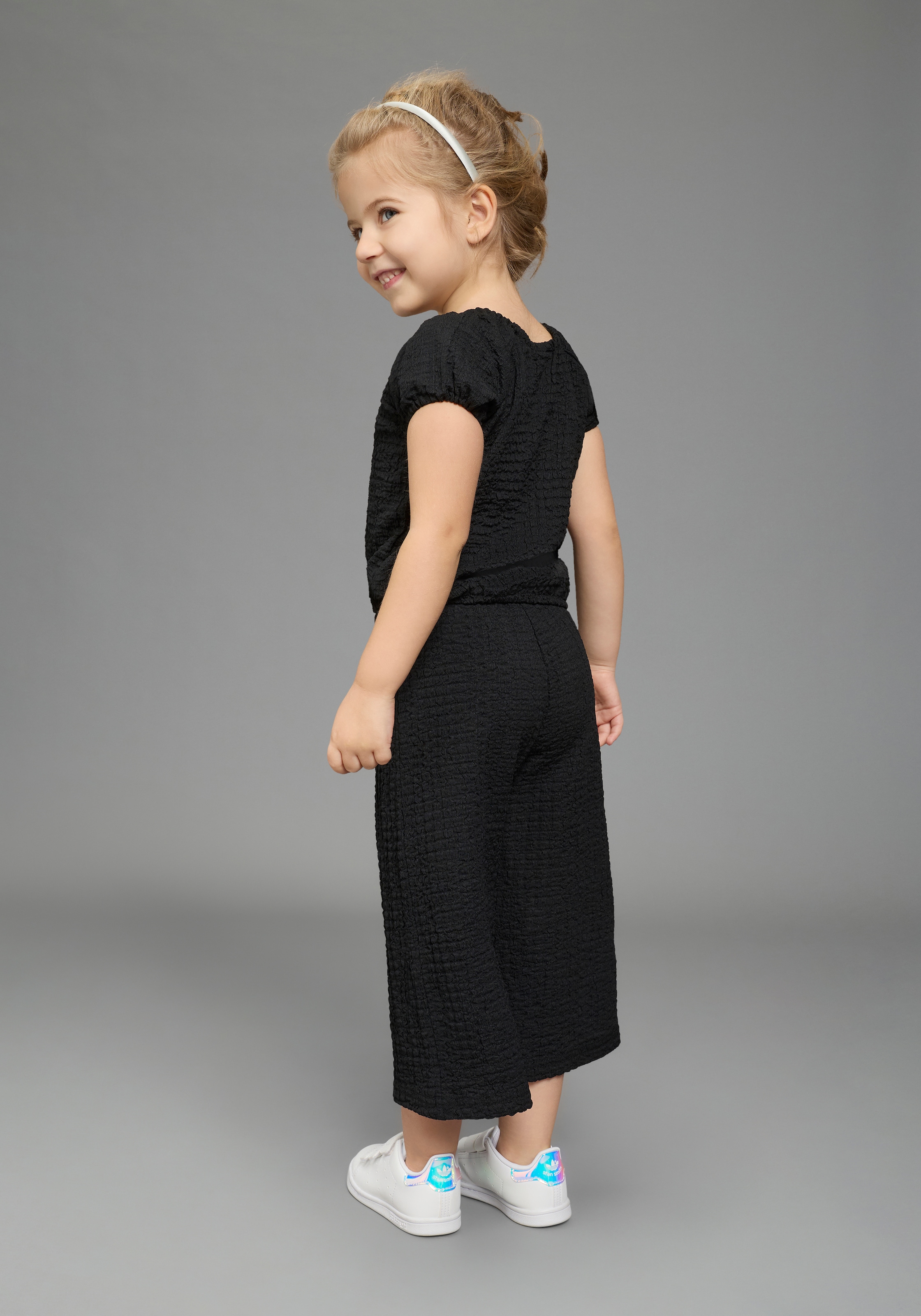 KIDSWORLD Chemise & pantalon »2tlg Set: Carmenshirt+Hose« Set, 2,  Ganzes Outfit: Shirt mit Raglanärmeln und Hose