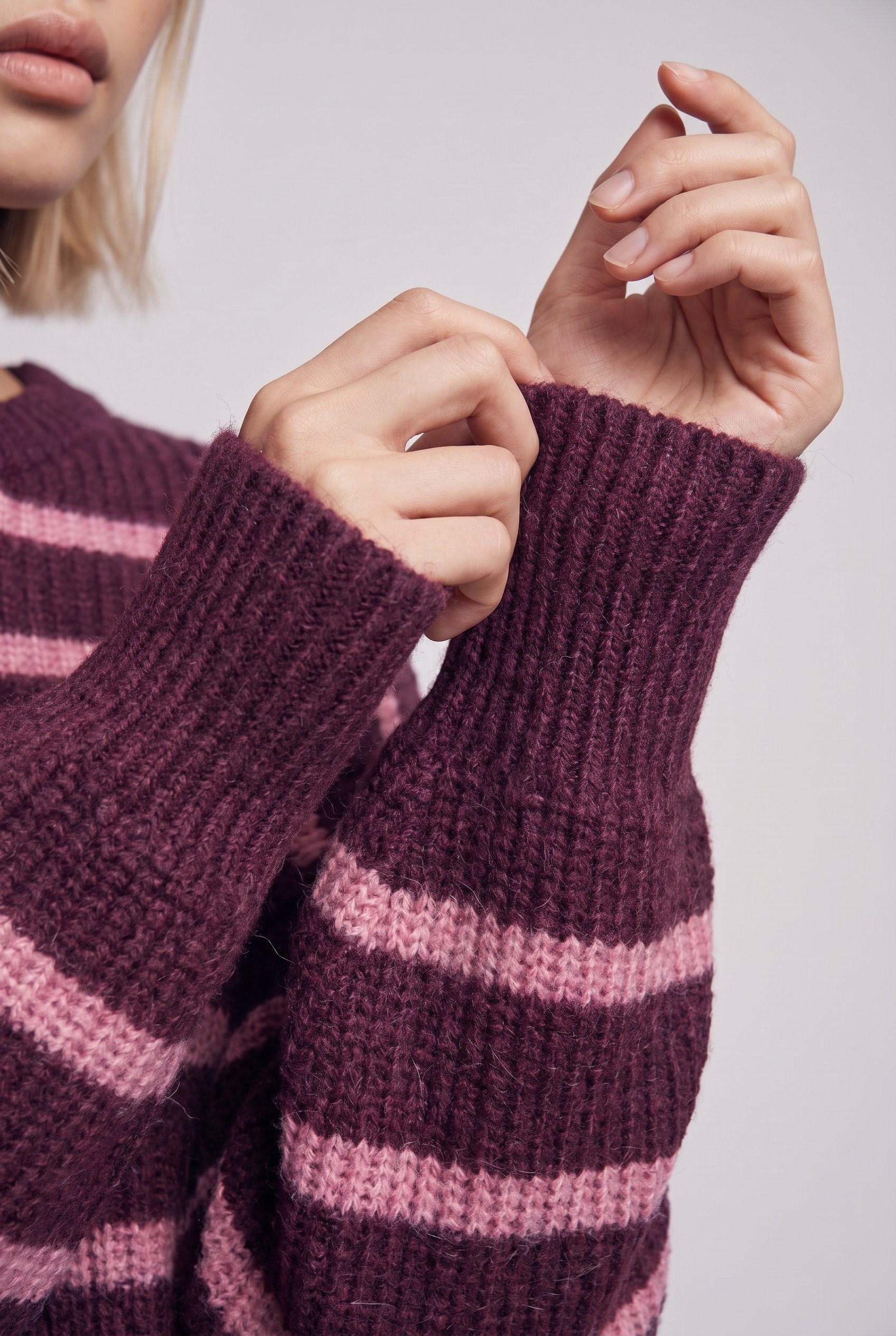 ONLY Pull en tricot »ONLMALLY LS DETAIL O-NECK KNT NOOS« fibre synthétique, coupe régulière
