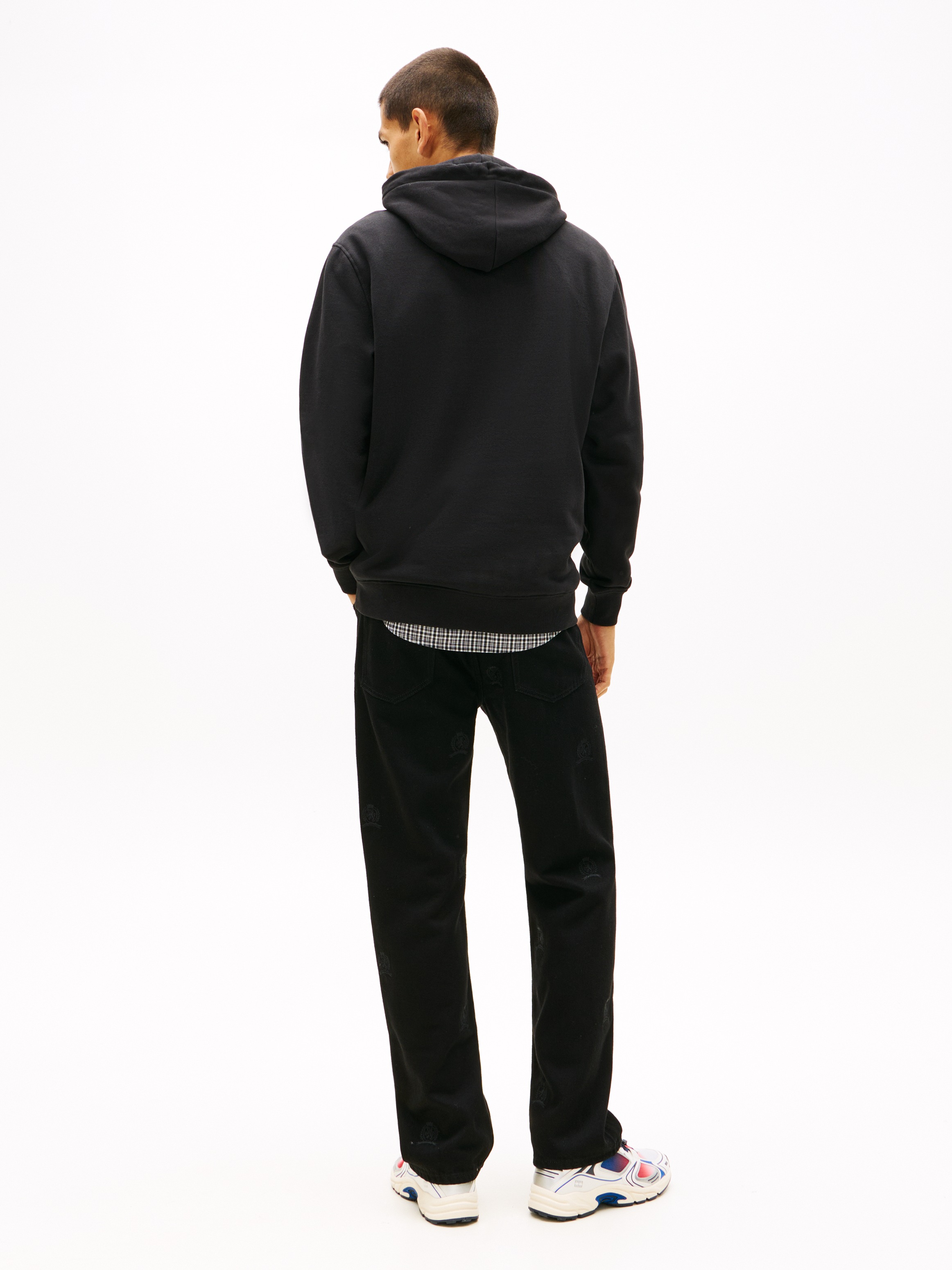 Tommy Jeans Hoodie »TJM REG LINEAR LOGO HOODIE EXT«, mit Logo-Stickerei
