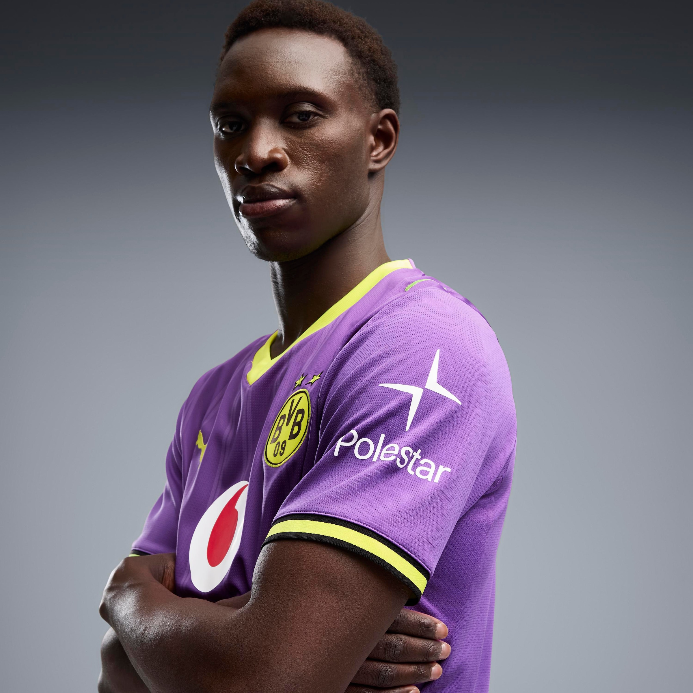 PUMA Fussballtrikot »BVB THIRD JERSEY REPLICA« mit Rundhalsausschnitt, DryCELL-Technologie, atmungsaktiv