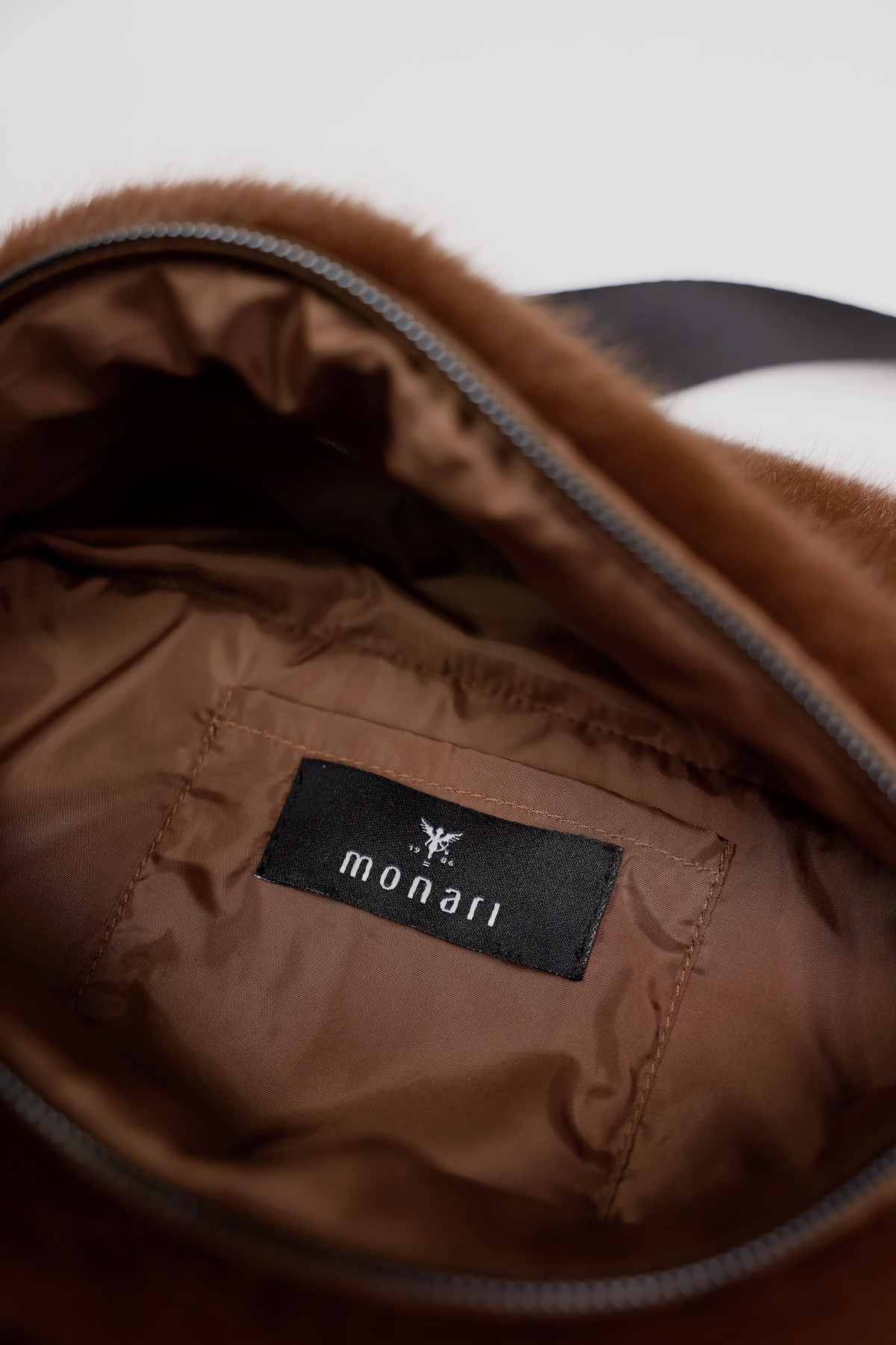 Monari Sac banane Mit grössenverstellbarem Gurt