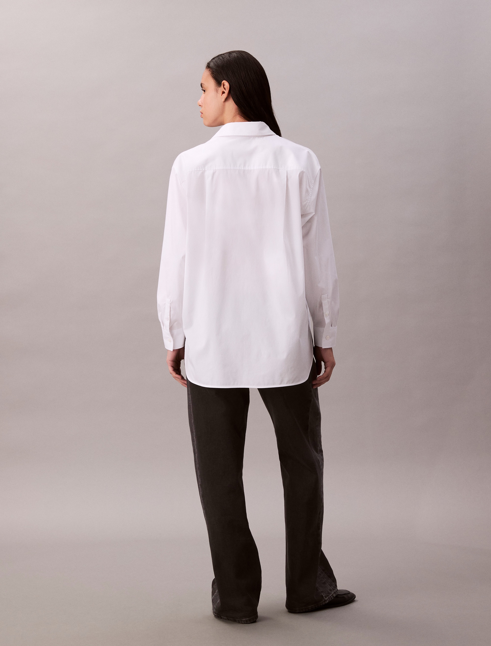 Calvin Klein Jeans Blouse chemise relaxte Passform, Stickerei auf der Brusttasche