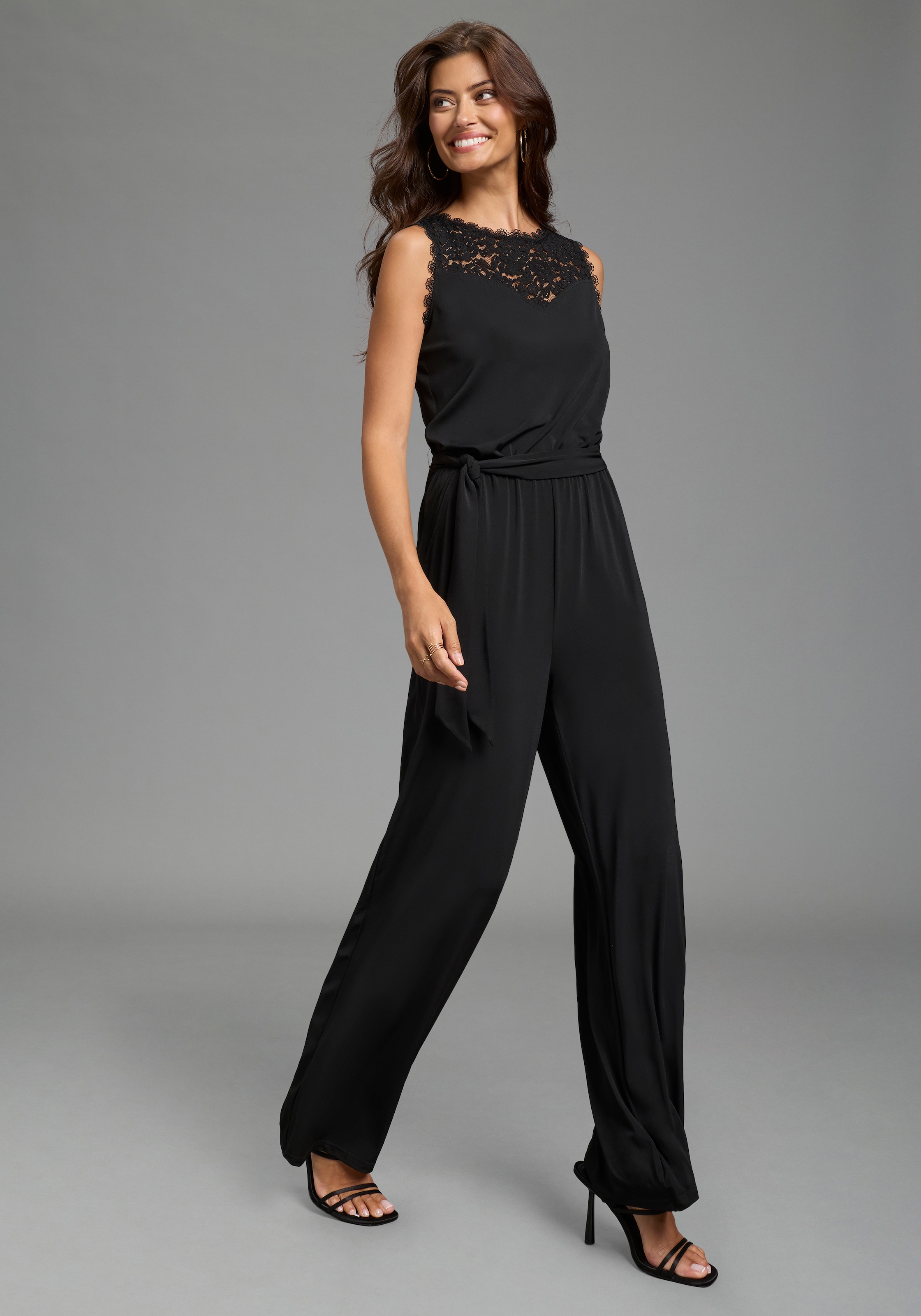 Laura Scott Jumpsuit klassische und elegante Passform mit Spitze , ärmellos