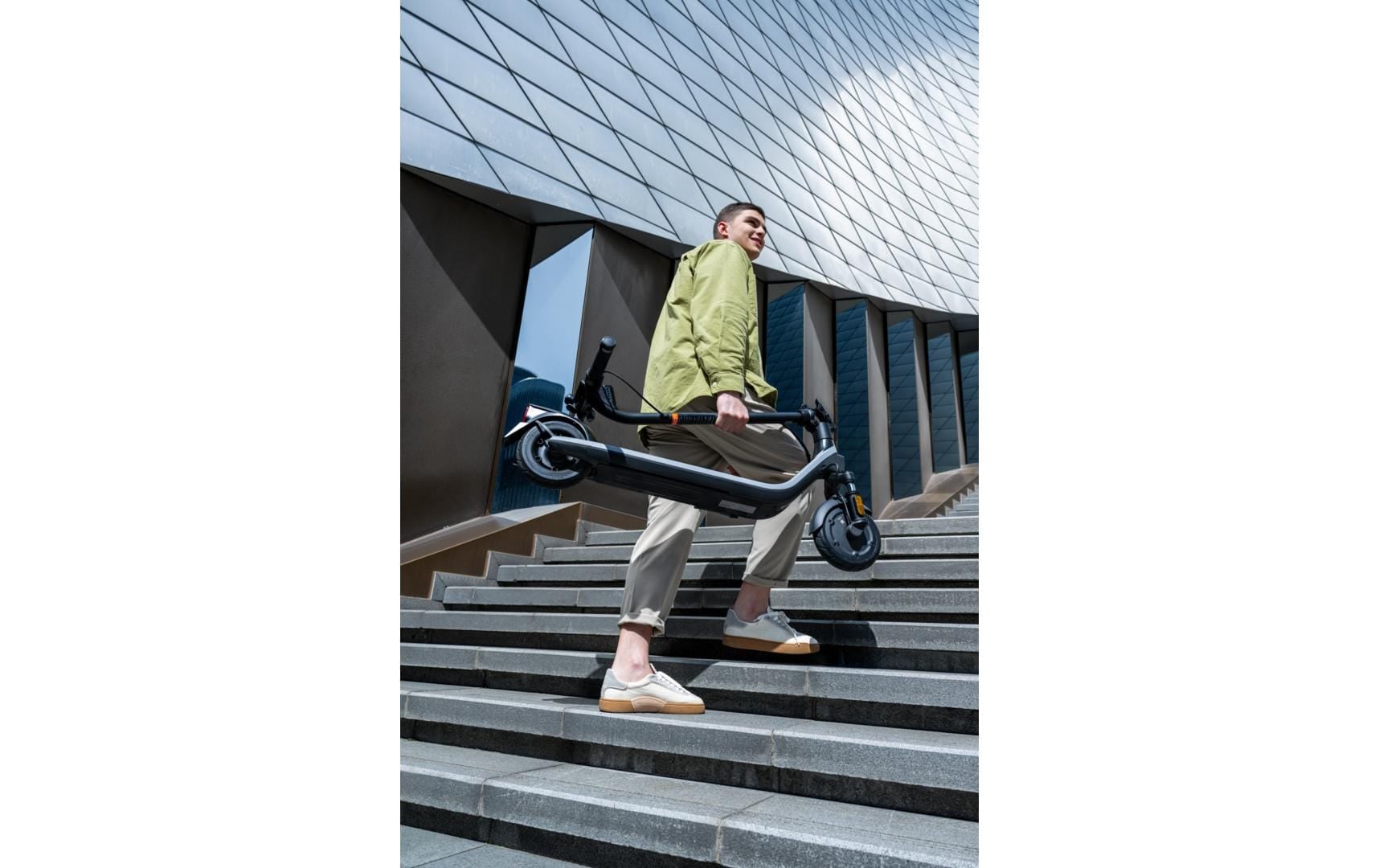 ninebot by Segway E-Scooter »E2 E II« 20 km/h 25 km