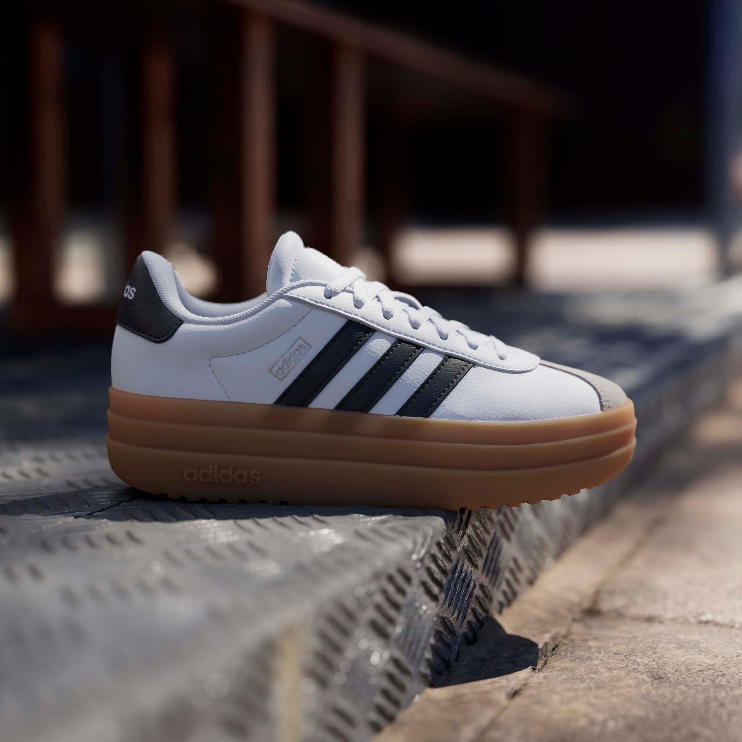 adidas Sportswear Sneaker »VL COURT BOLD LIFESTYLE KIDS«  Design auf den Spuren des adidas Gazelle Bold, für Kinder