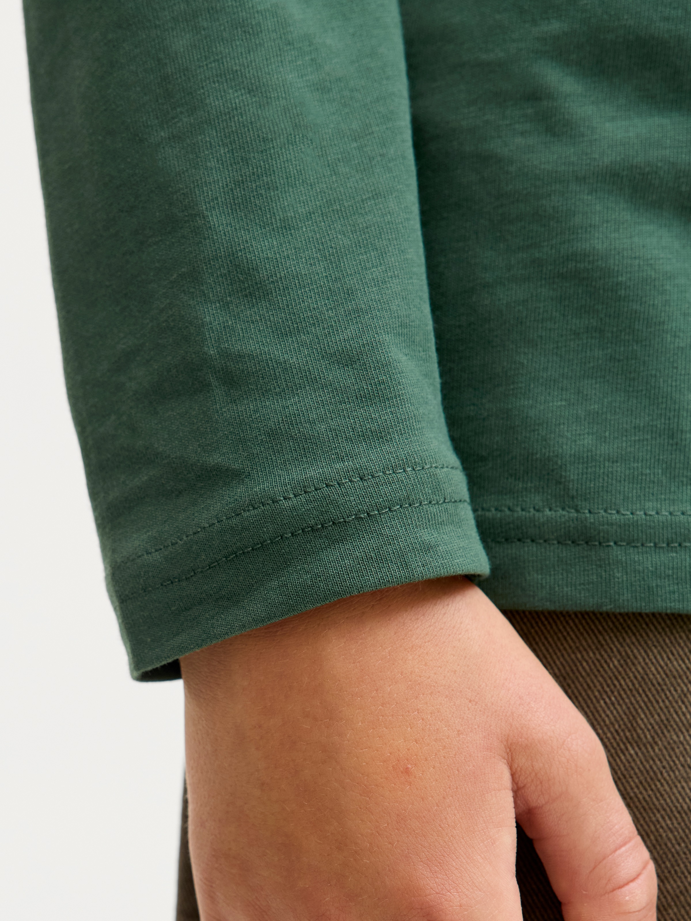 Jack & Jones Junior T-shirt à manches longues »JORBLEECKER MINIMAL TEE LS CREW NE JNR«