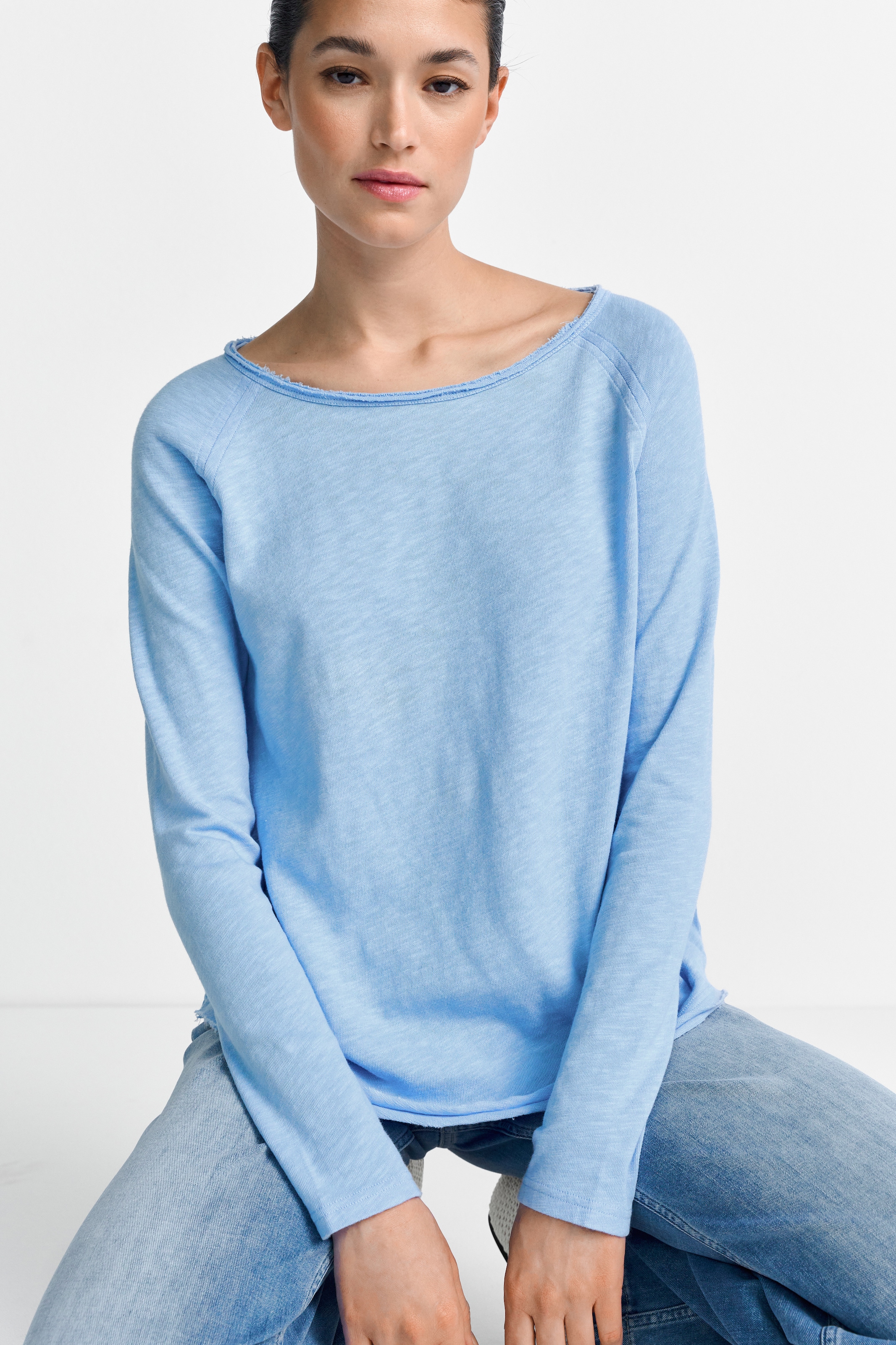 RICHROYAL Langarmshirt »2409 O HJ LS« mit offener Ausschnittkante und Saum