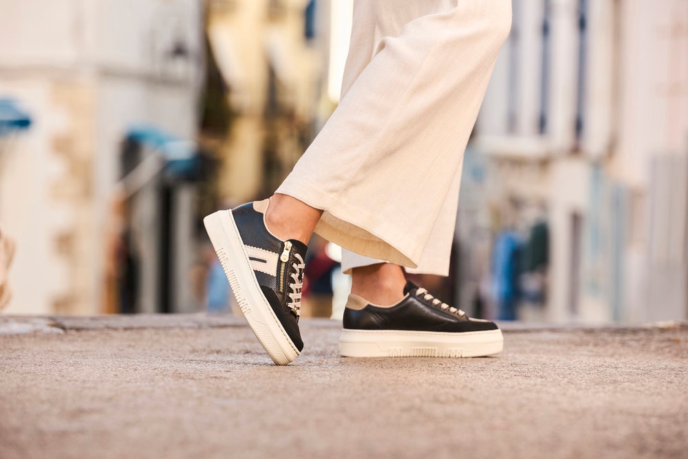 Rieker Baskets à plateforme  Schnürschuh, Halbschuh, Freizeitschuh mit seitlichem Reissverschluss