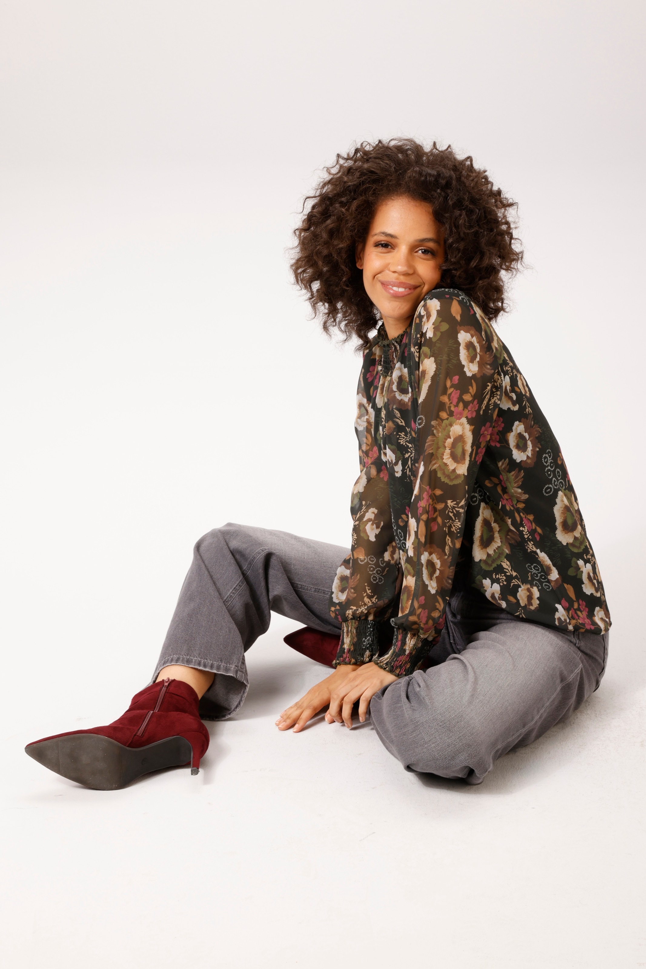 Aniston CASUAL Schlupfbluse mit fantasievollem Blumendruck - NEUE KOLLEKTION