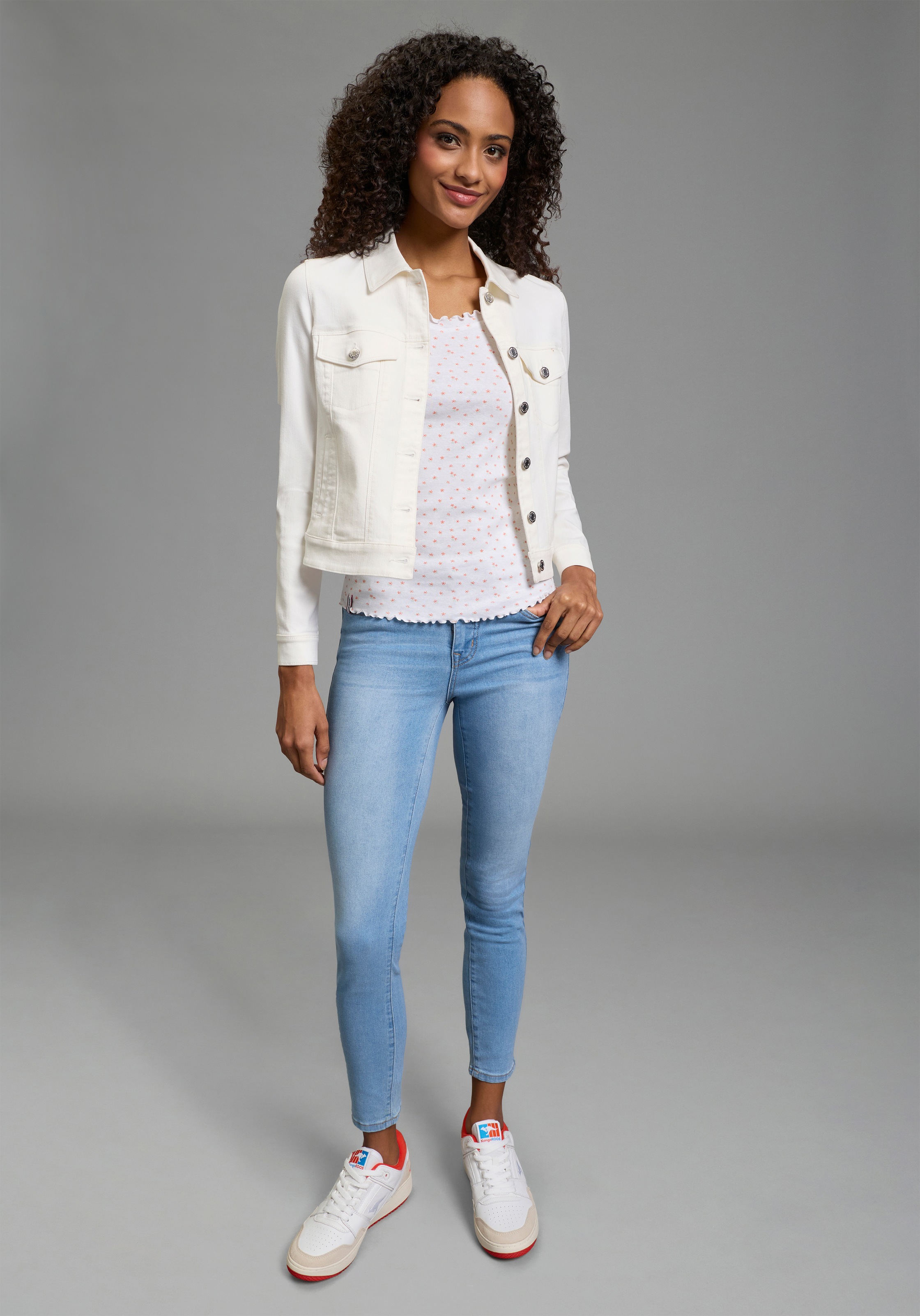 KangaROOS Spaghettitop Packung, 3 tlg. mit verspielter Rollsaumkante