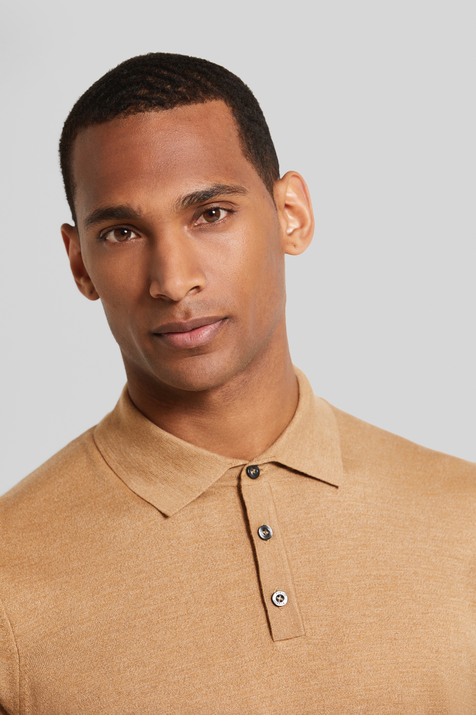 bugatti Polo in klassischer Form