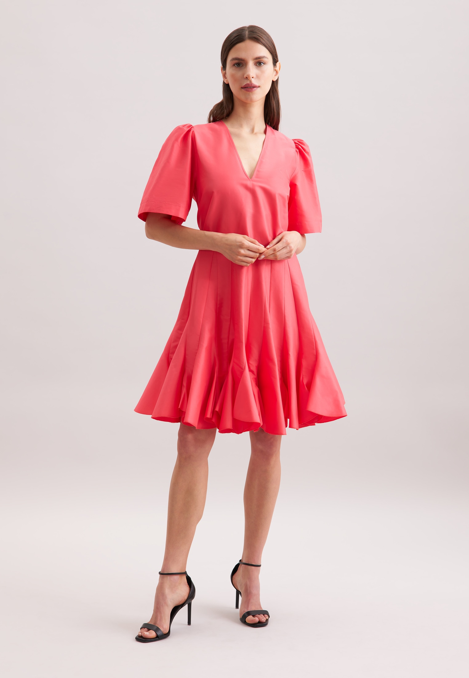 seidensticker Robe d'été »Schwarze Rose« V-Neck Uni