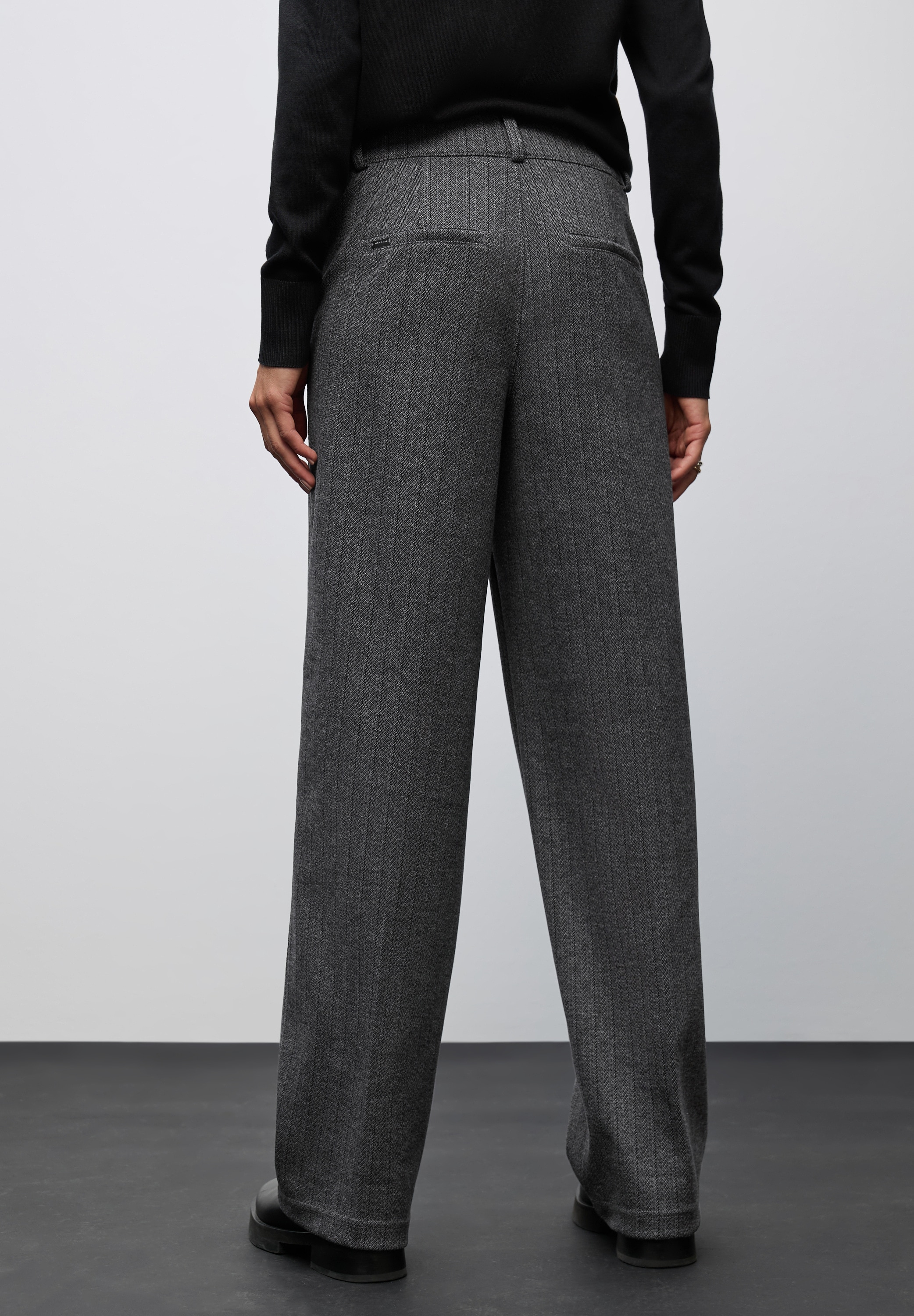 STREET ONE Pantalon en tissu  aspect rayures fines
