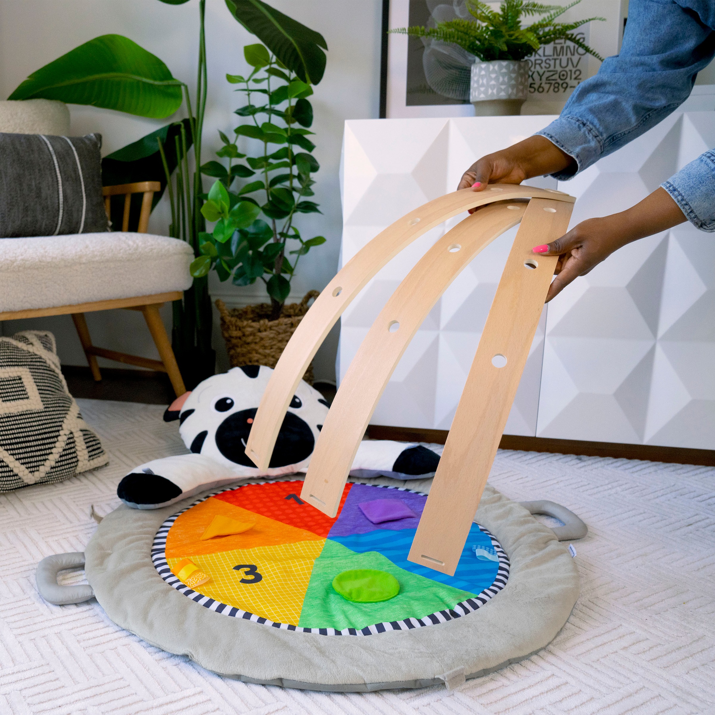 Baby Einstein Spielbogen »Zen's Activity Milestones™ Plush Gym« mit Licht- und Sound