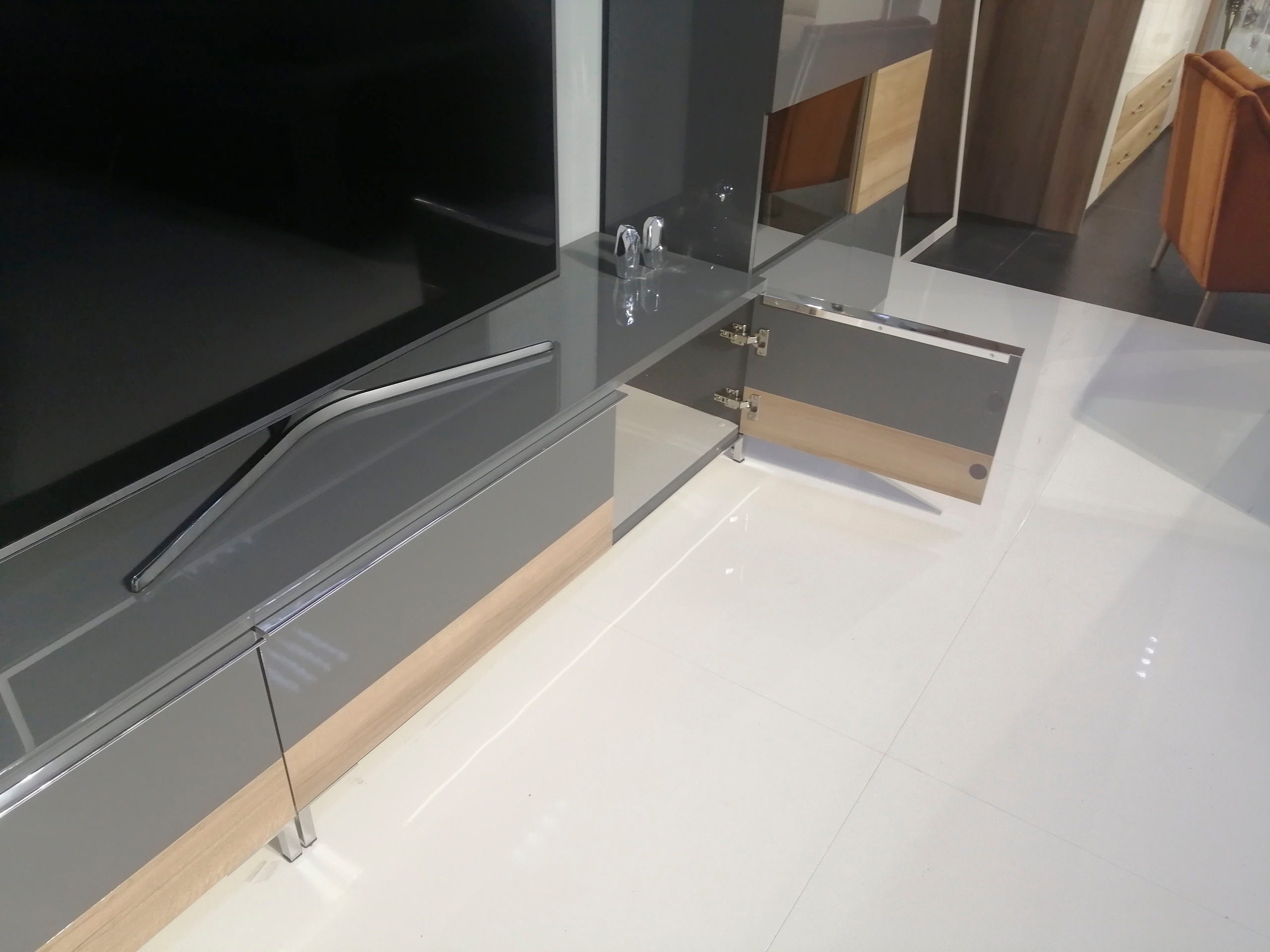 PLACES OF STYLE Table basse »Onyx« Kommode mit Soft-Close-Funktion, in zwei Breiten, Fernsehtisch